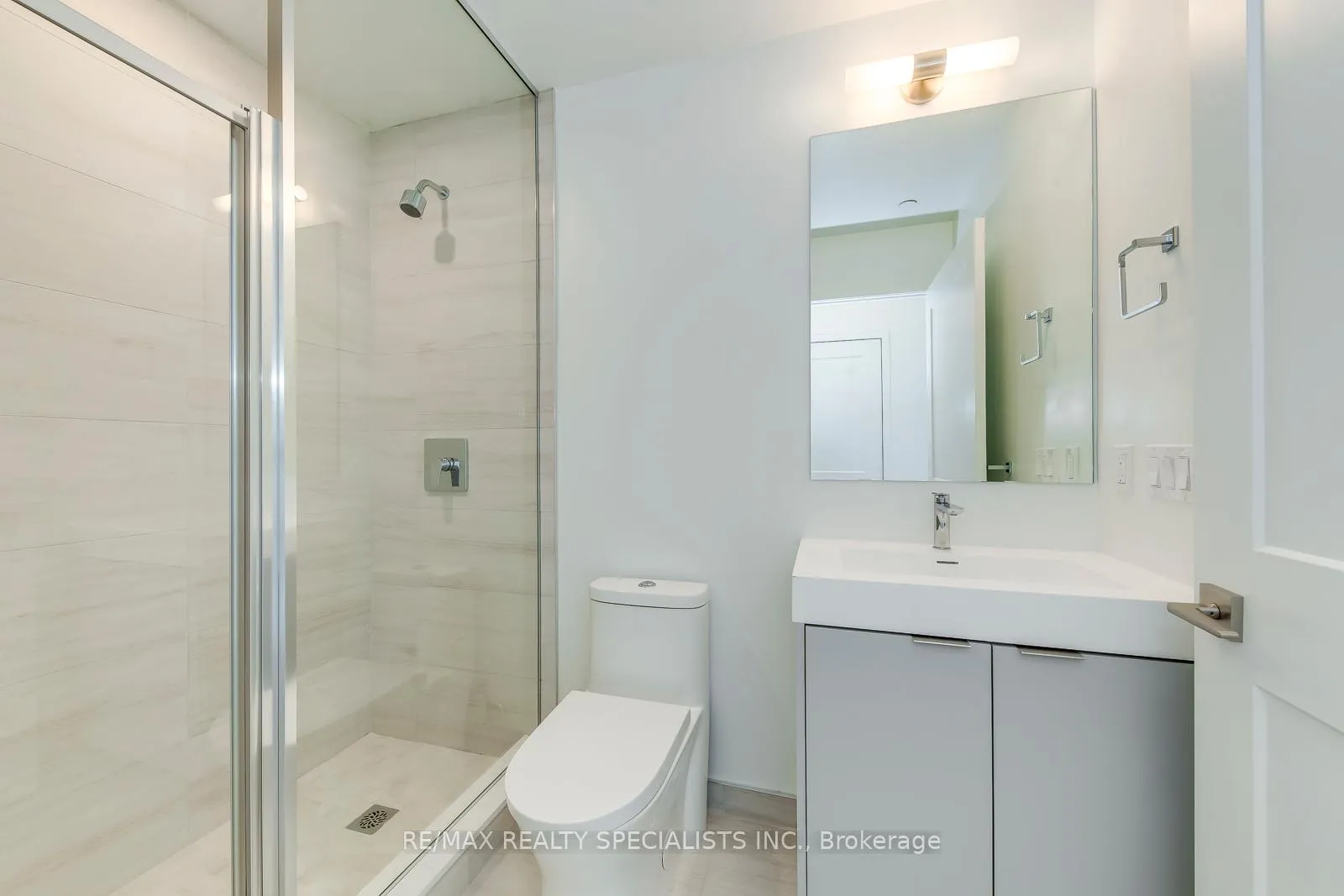 Photo 21 of Unit 921, 10 Abeja Street, Vaughan, Concord — HOMEH