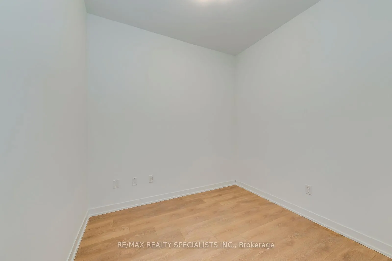 Photo 23 of Unit 921, 10 Abeja Street, Vaughan, Concord — HOMEH