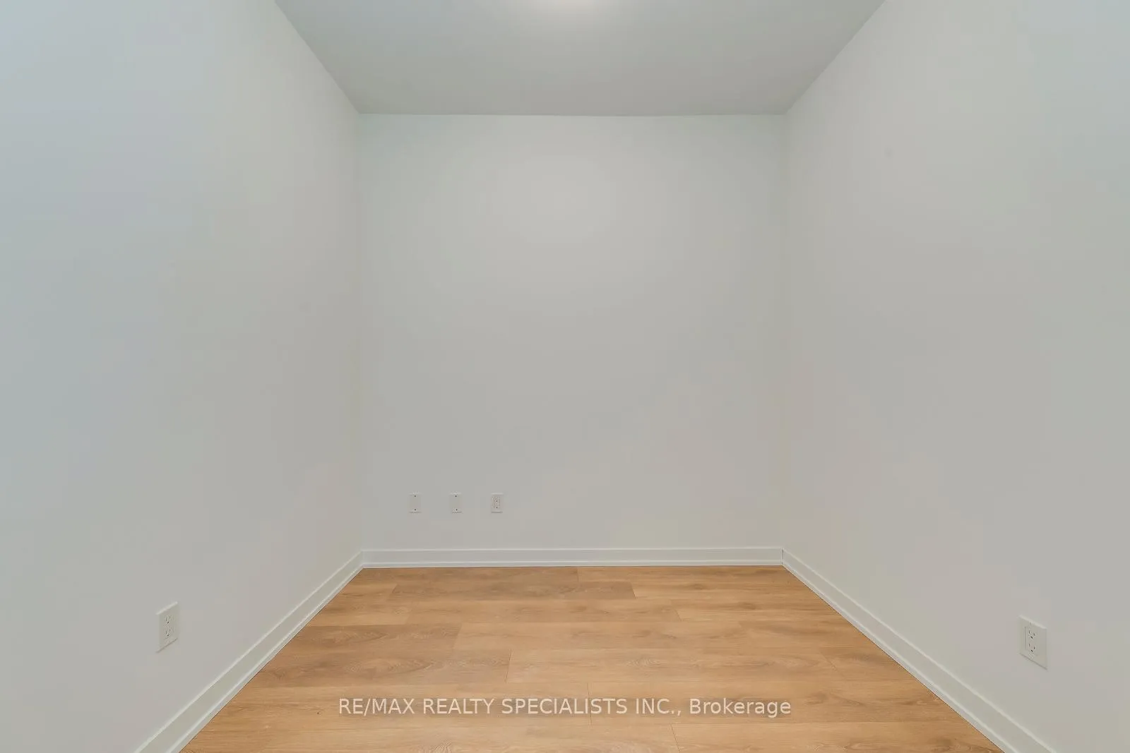 Photo 24 of Unit 921, 10 Abeja Street, Vaughan, Concord — HOMEH