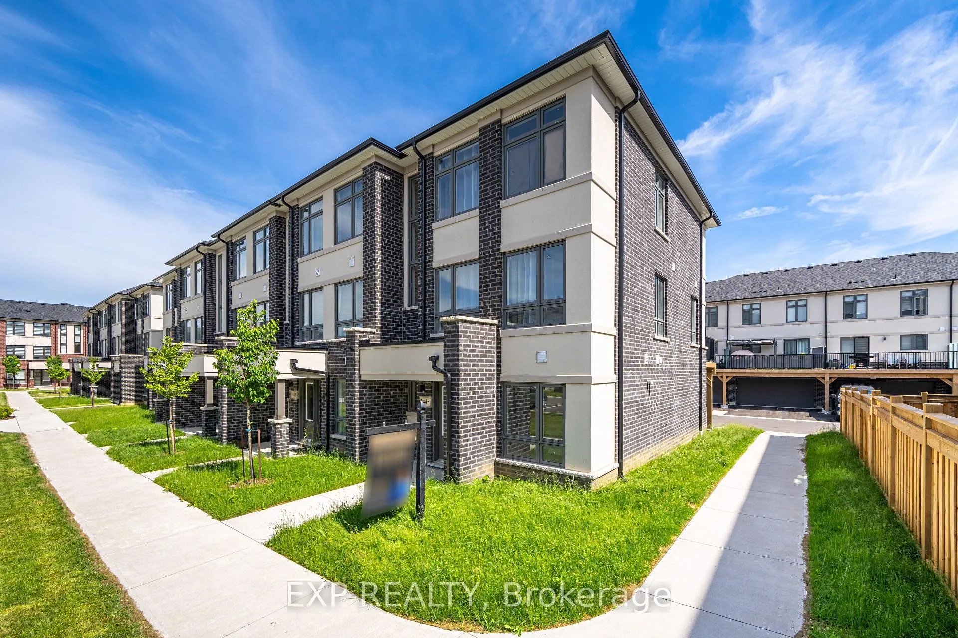 Photo 1 of 1445 Bradenton Path, Oshawa, Eastdale — HOMEH