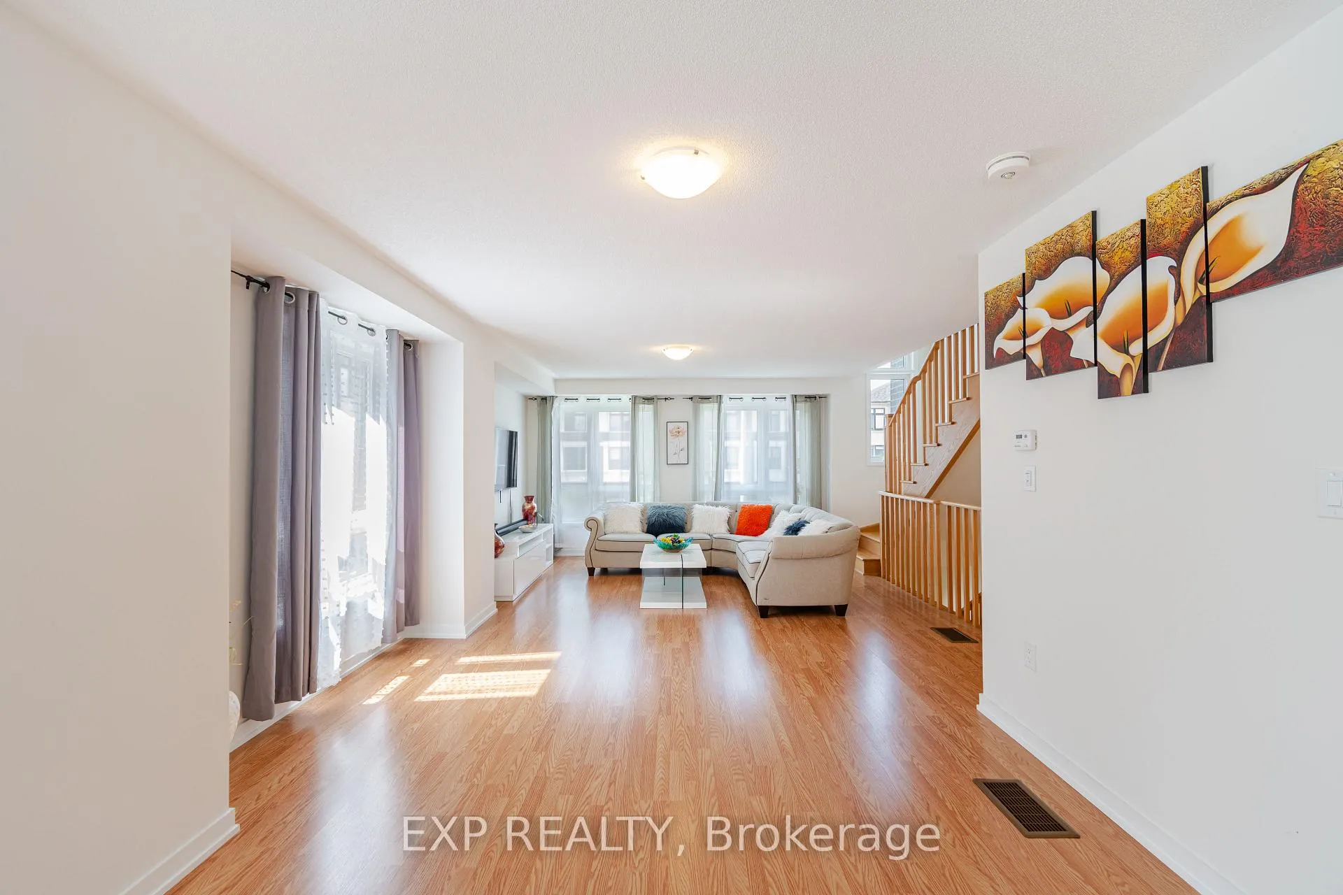 Photo 8 of 1445 Bradenton Path, Oshawa, Eastdale — HOMEH