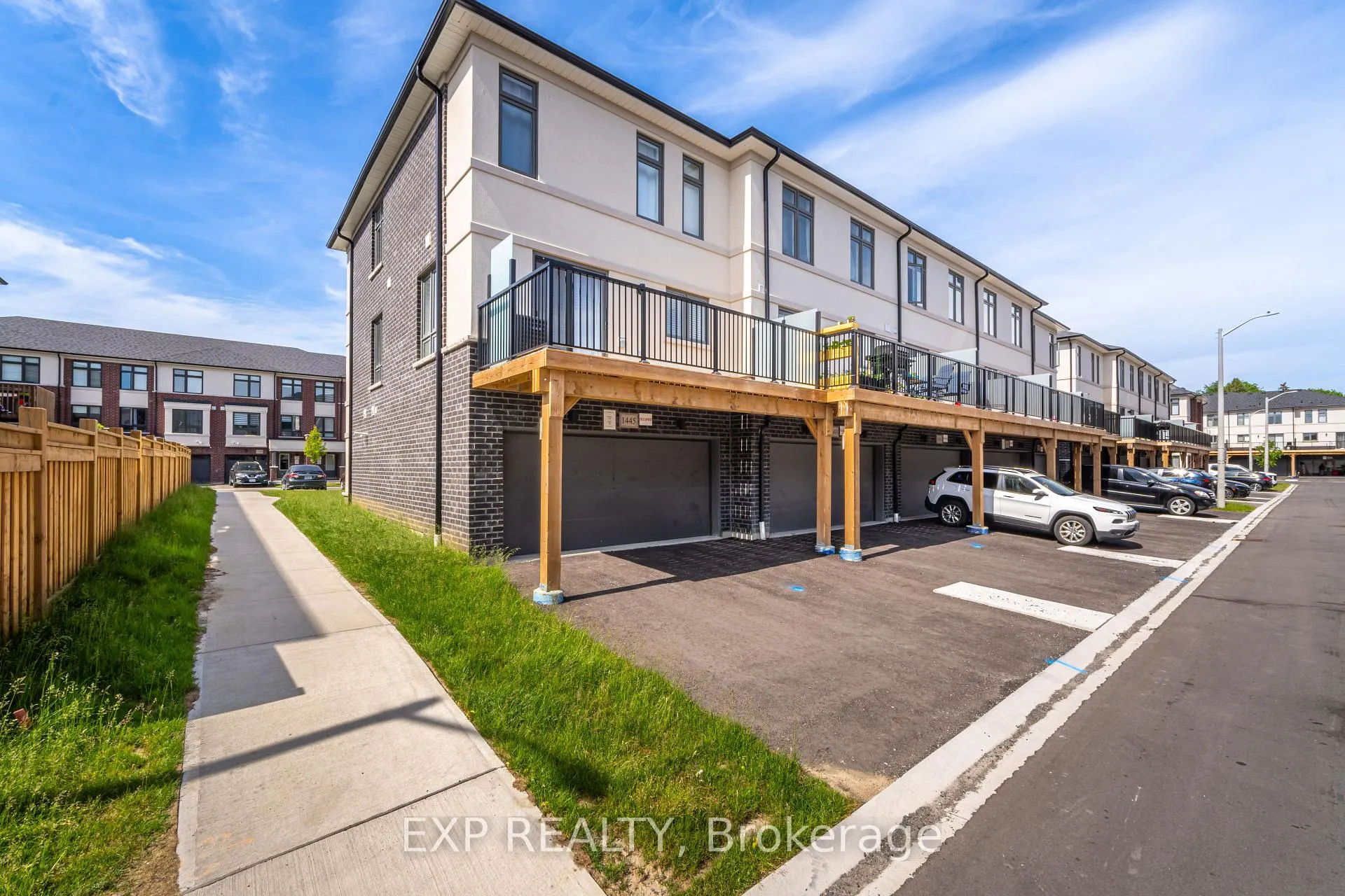 Photo 32 of 1445 Bradenton Path, Oshawa, Eastdale — HOMEH