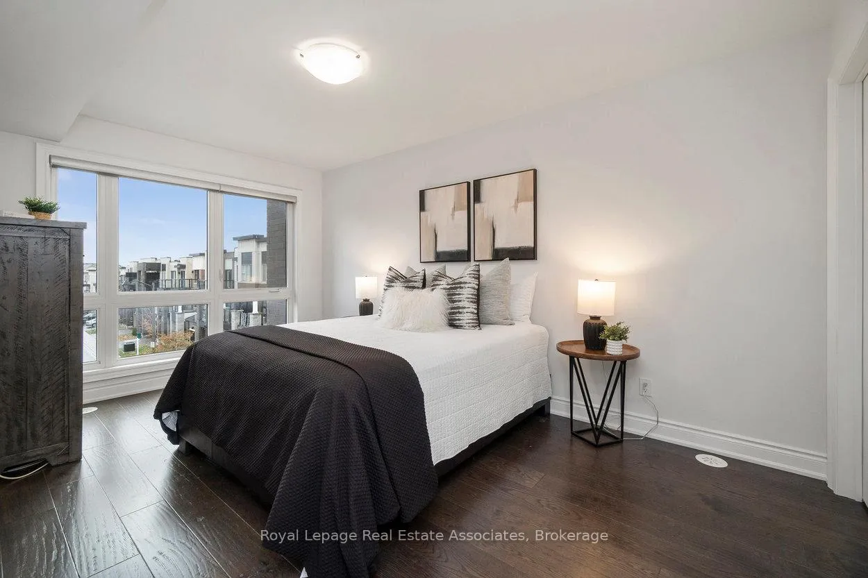 Photo 23 of 3076 Cascade Common, Oakville, Joshua Meadows — HOMEH