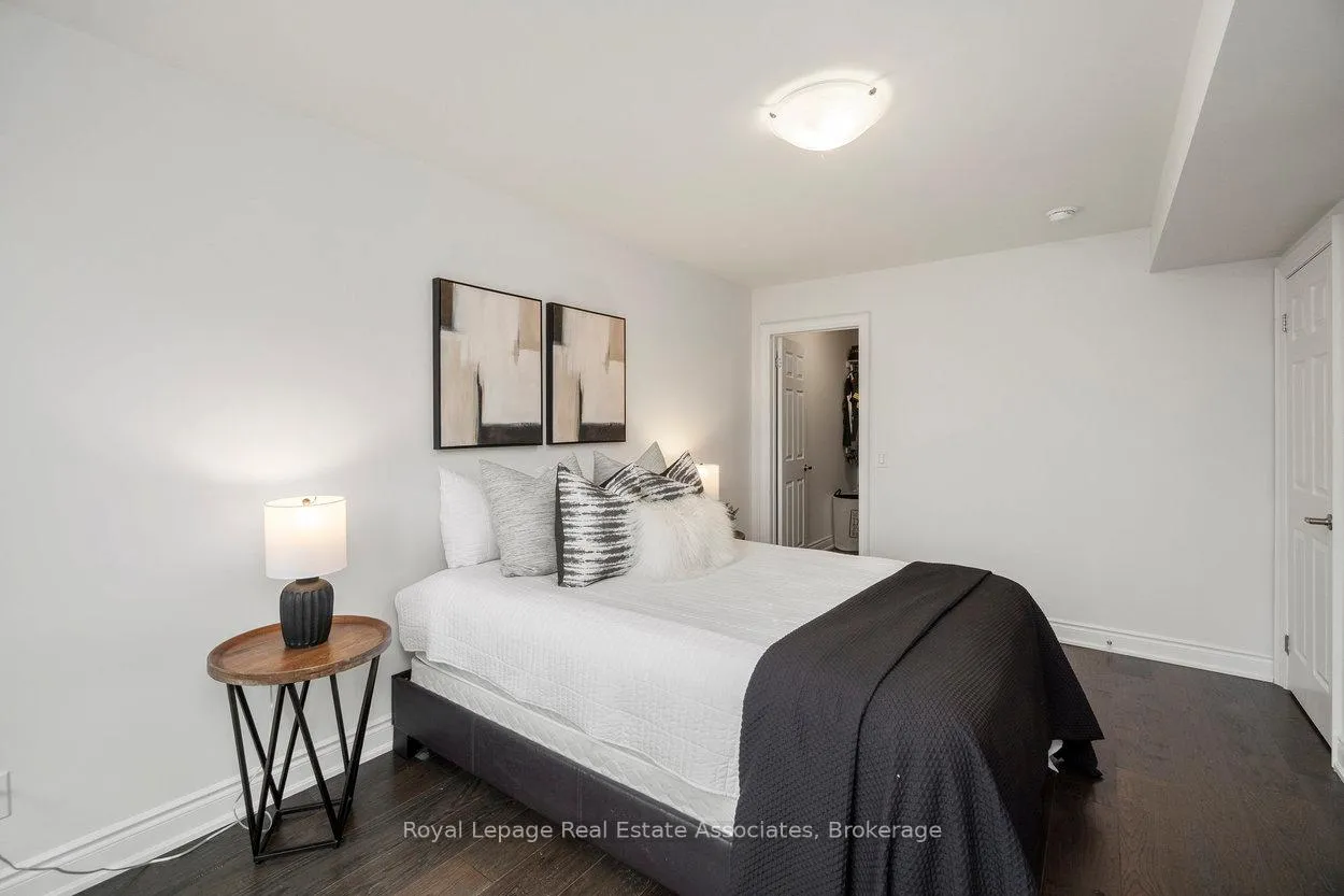 Photo 24 of 3076 Cascade Common, Oakville, Joshua Meadows — HOMEH
