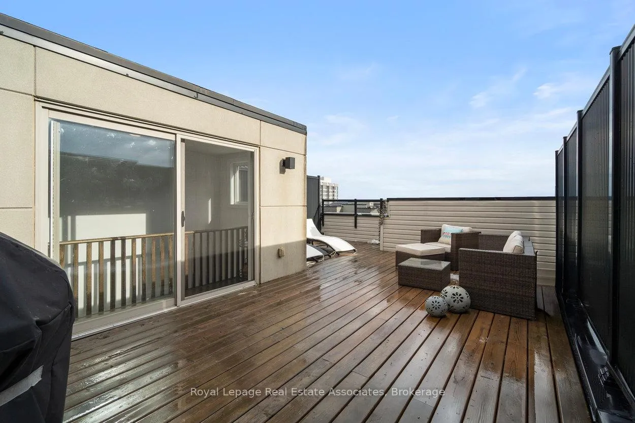 Photo 32 of 3076 Cascade Common, Oakville, Joshua Meadows — HOMEH