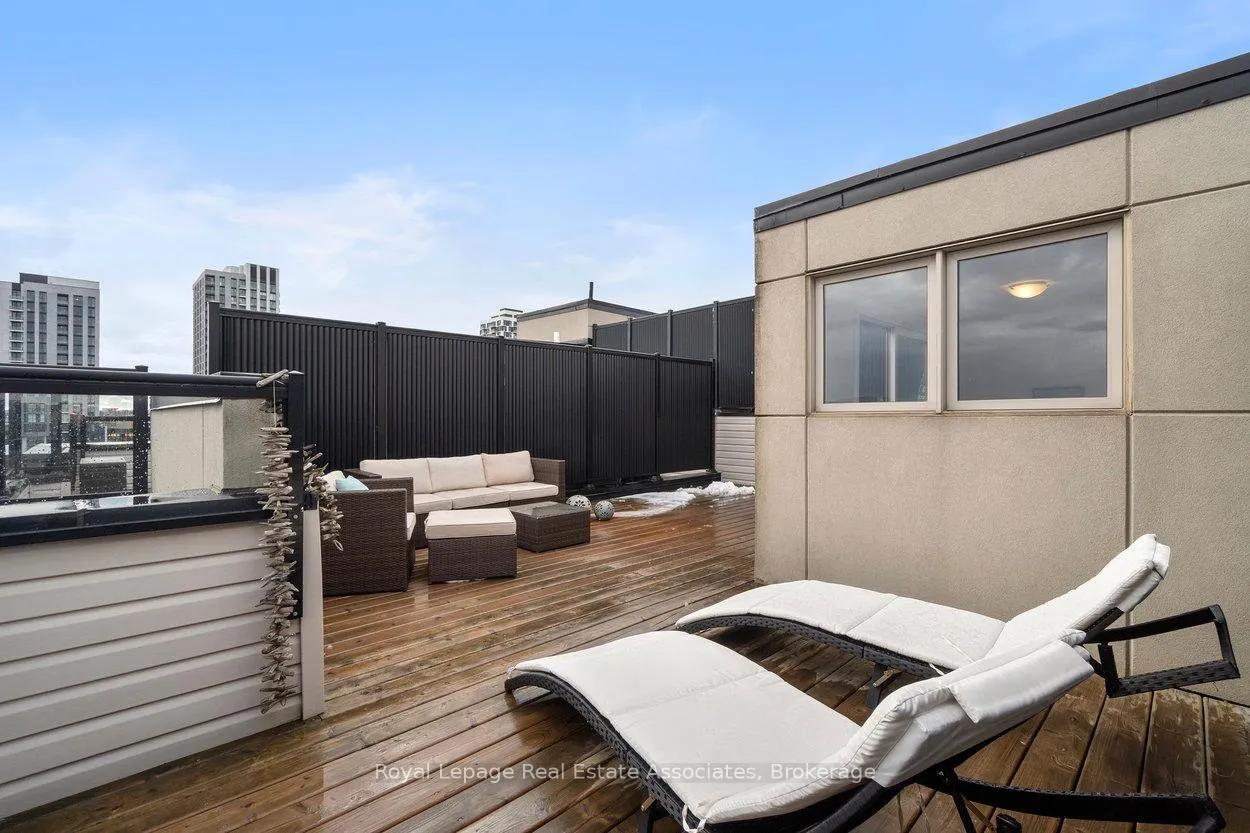 Photo 34 of 3076 Cascade Common, Oakville, Joshua Meadows — HOMEH