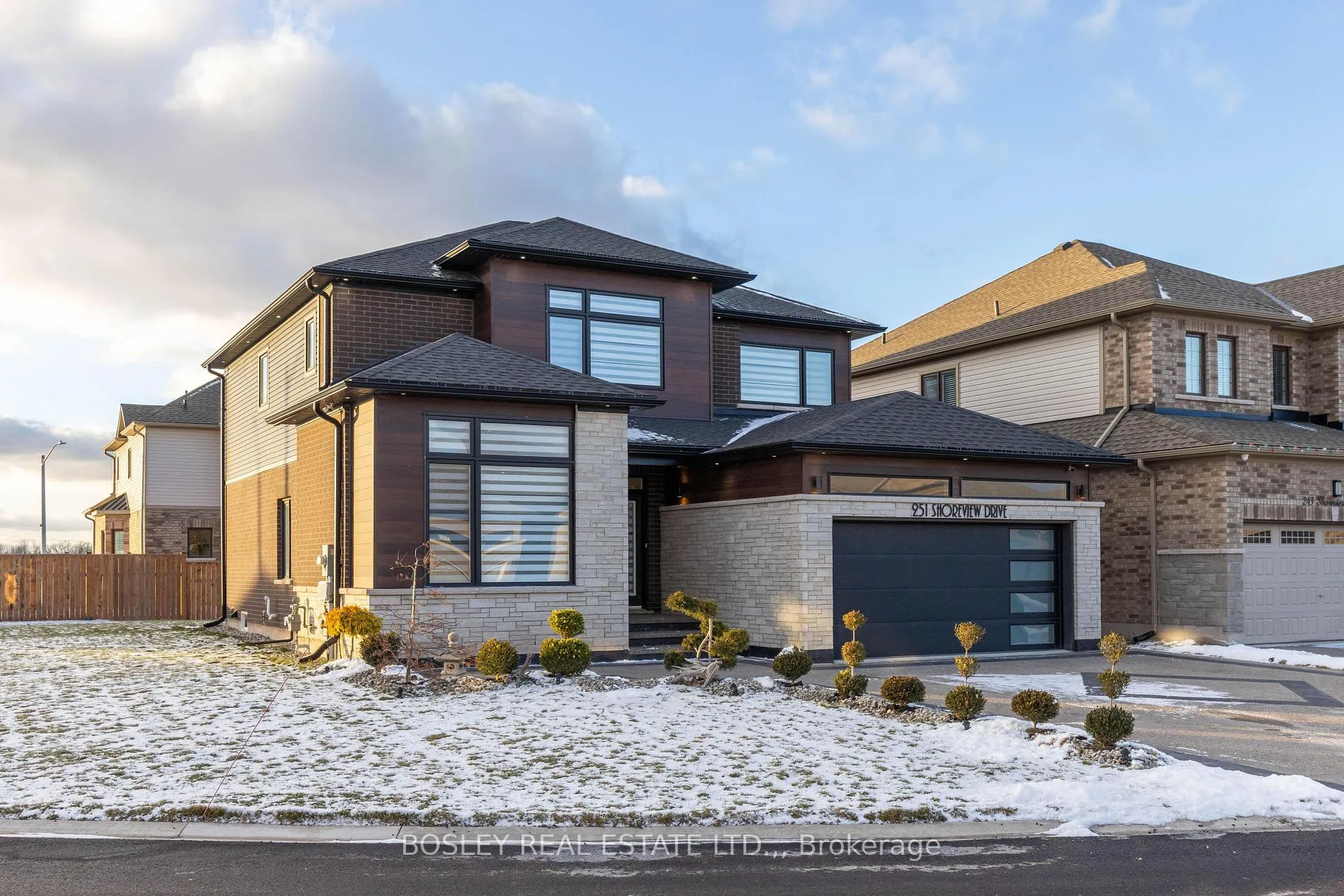 Photo 45 of 251 Shoreview Drive, Welland, Hwy 406/Welland — HOMEH