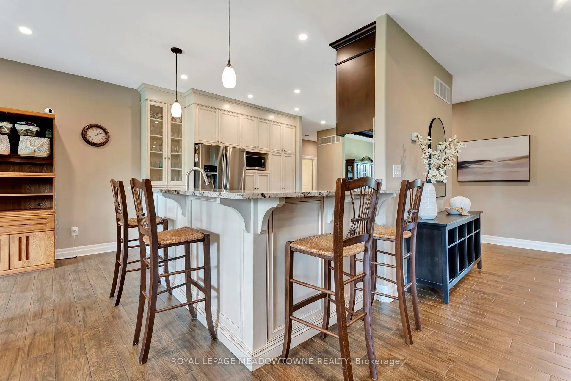 Photo 9 of 7 Gavin Drive, Hamilton, Freelton — HOMEH