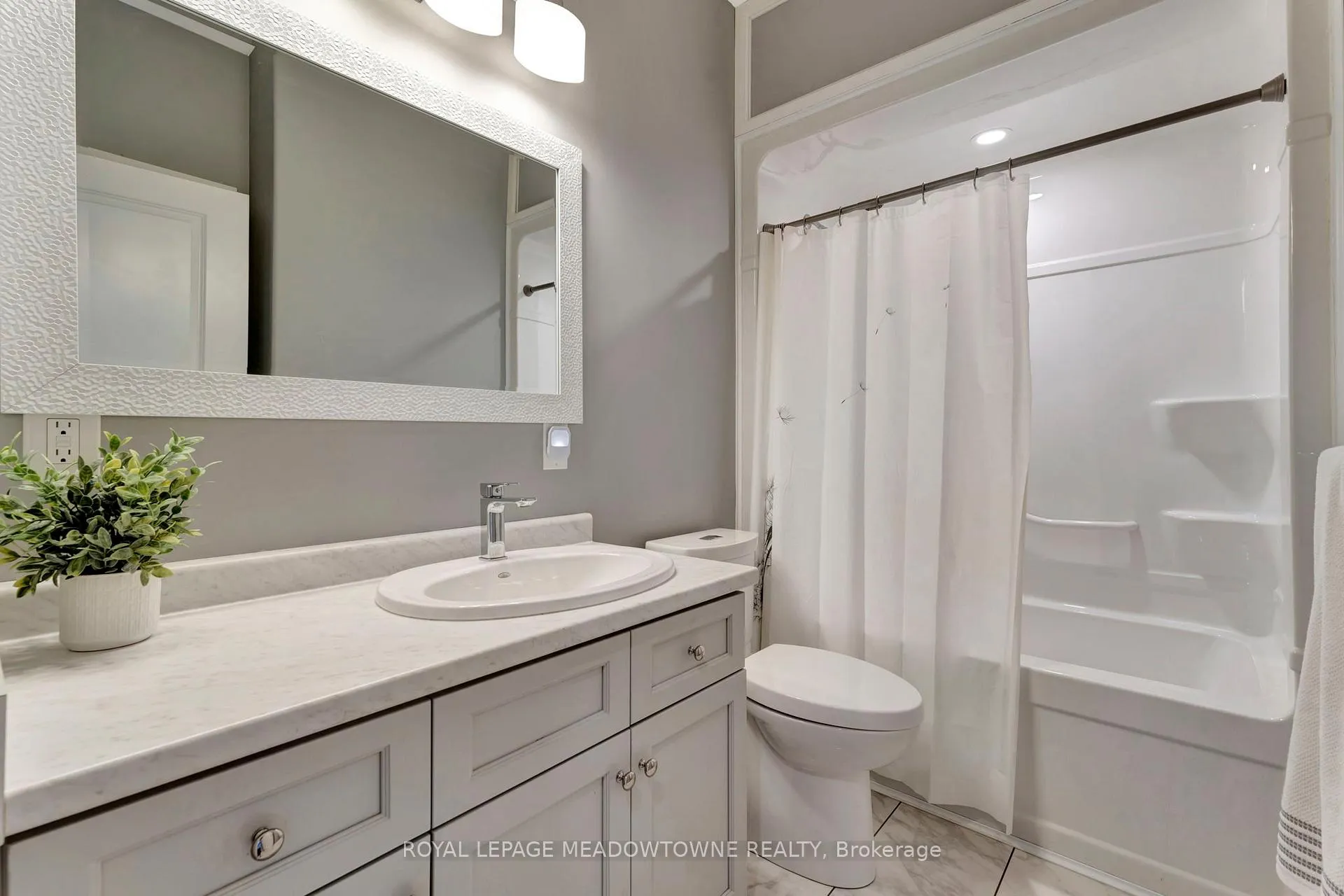 Photo 22 of 7 Gavin Drive, Hamilton, Freelton — HOMEH