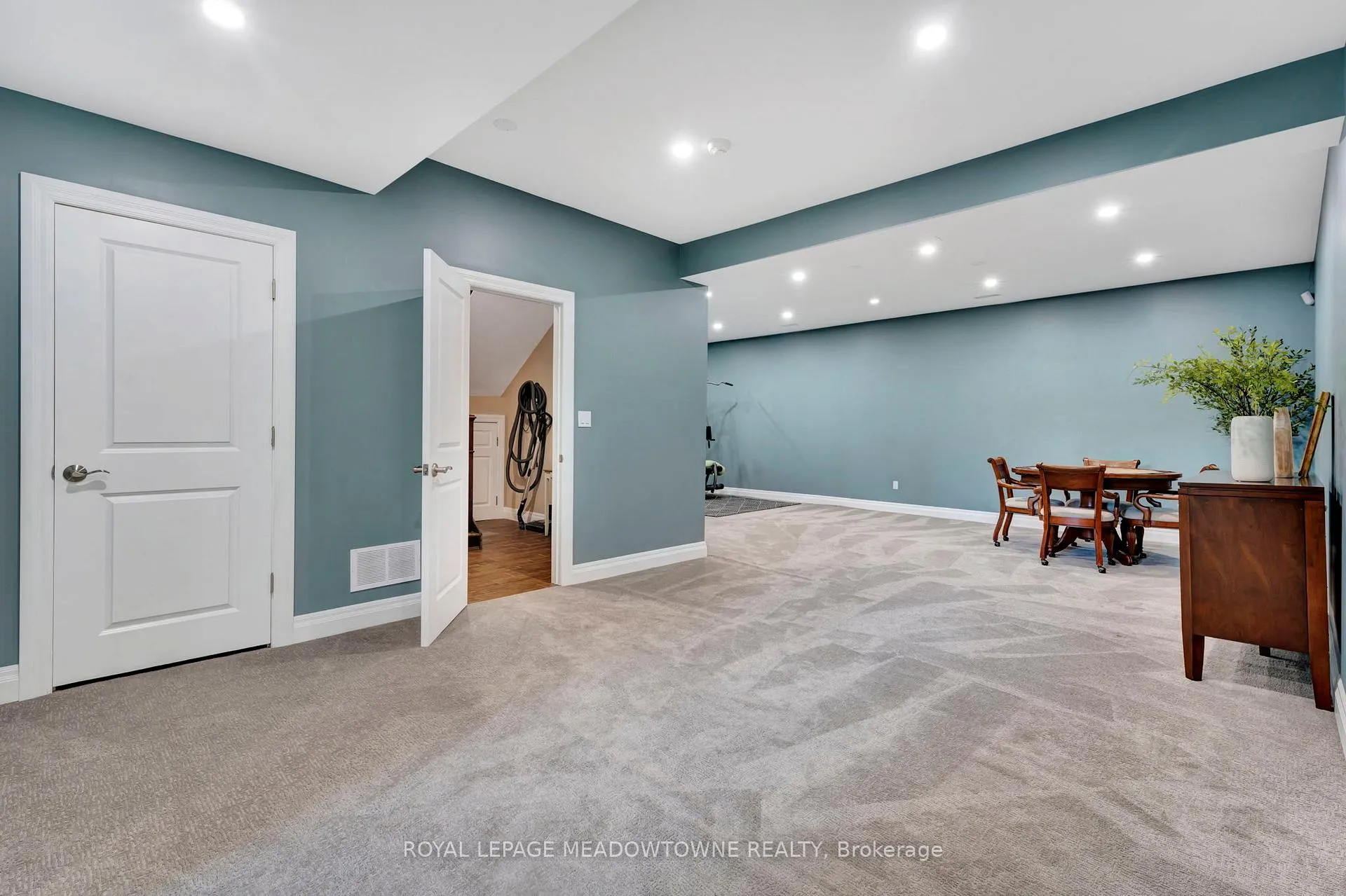 Photo 28 of 7 Gavin Drive, Hamilton, Freelton — HOMEH