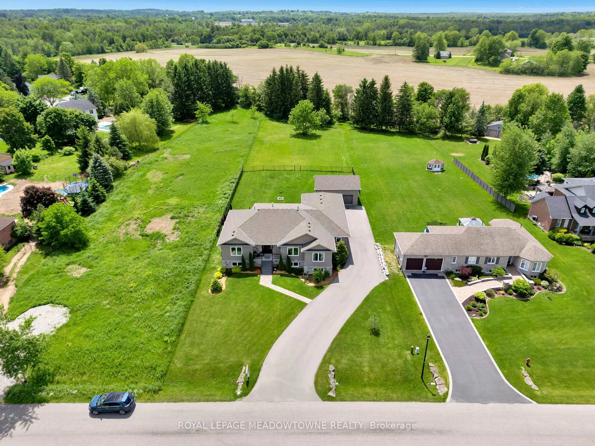 Photo 39 of 7 Gavin Drive, Hamilton, Freelton — HOMEH