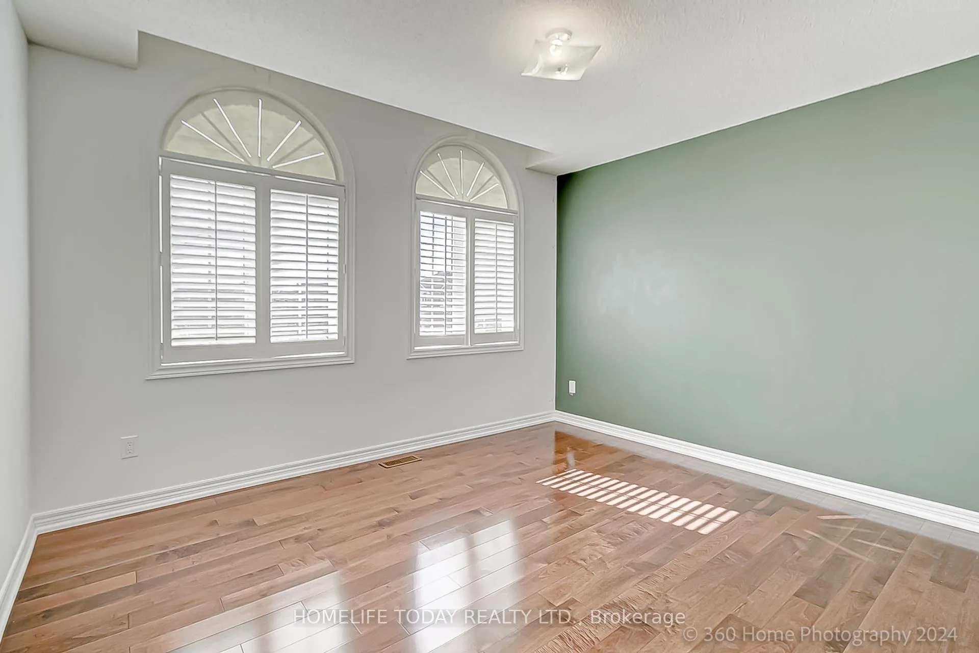 Photo 19 of 169 Coppard Avenue, Markham, Middlefield — HOMEH