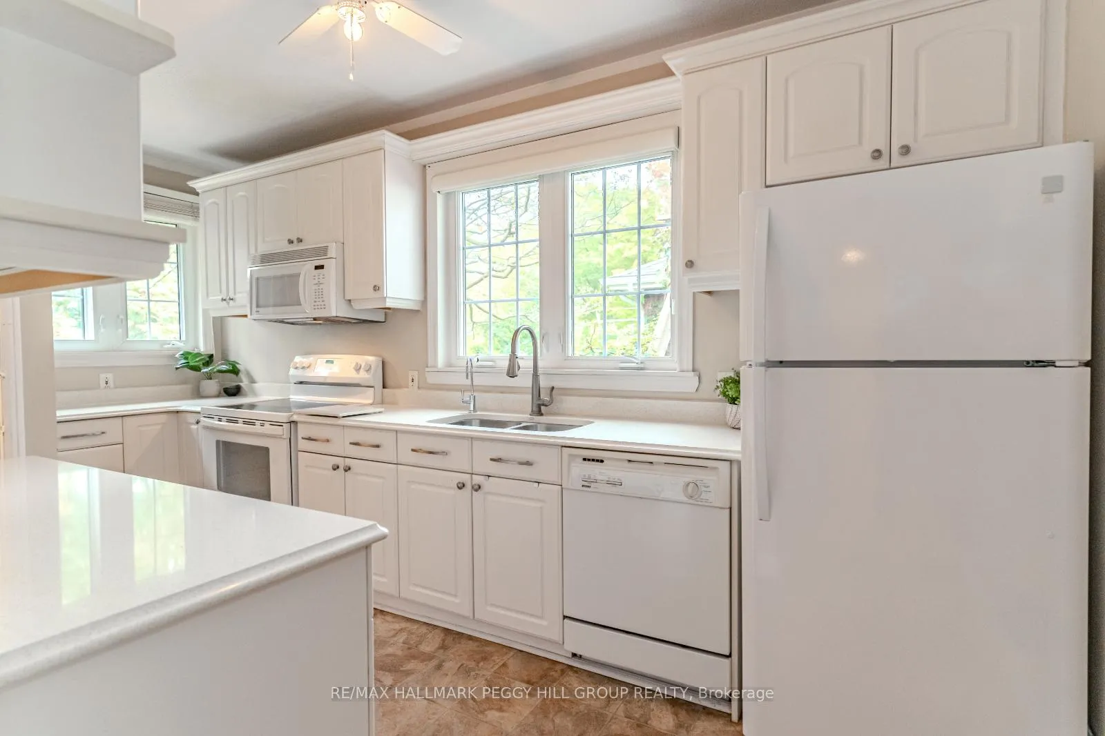 Photo 8 of 9 Orchard Drive, Barrie, Codrington — HOMEH
