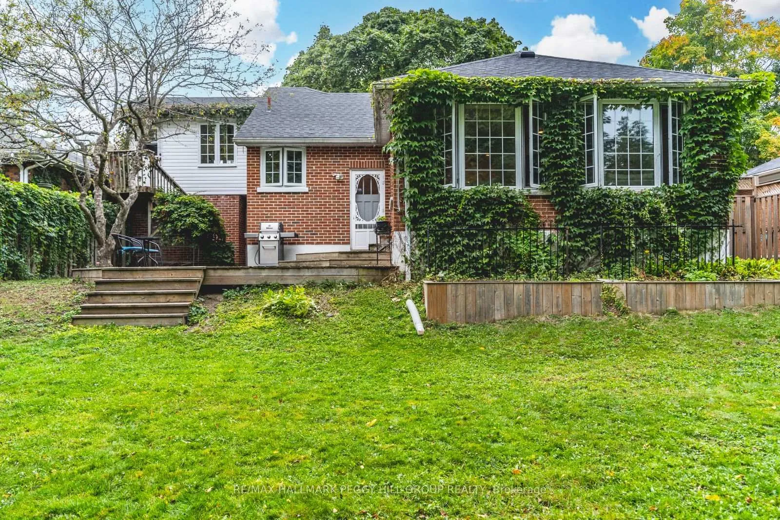 Photo 21 of 9 Orchard Drive, Barrie, Codrington — HOMEH
