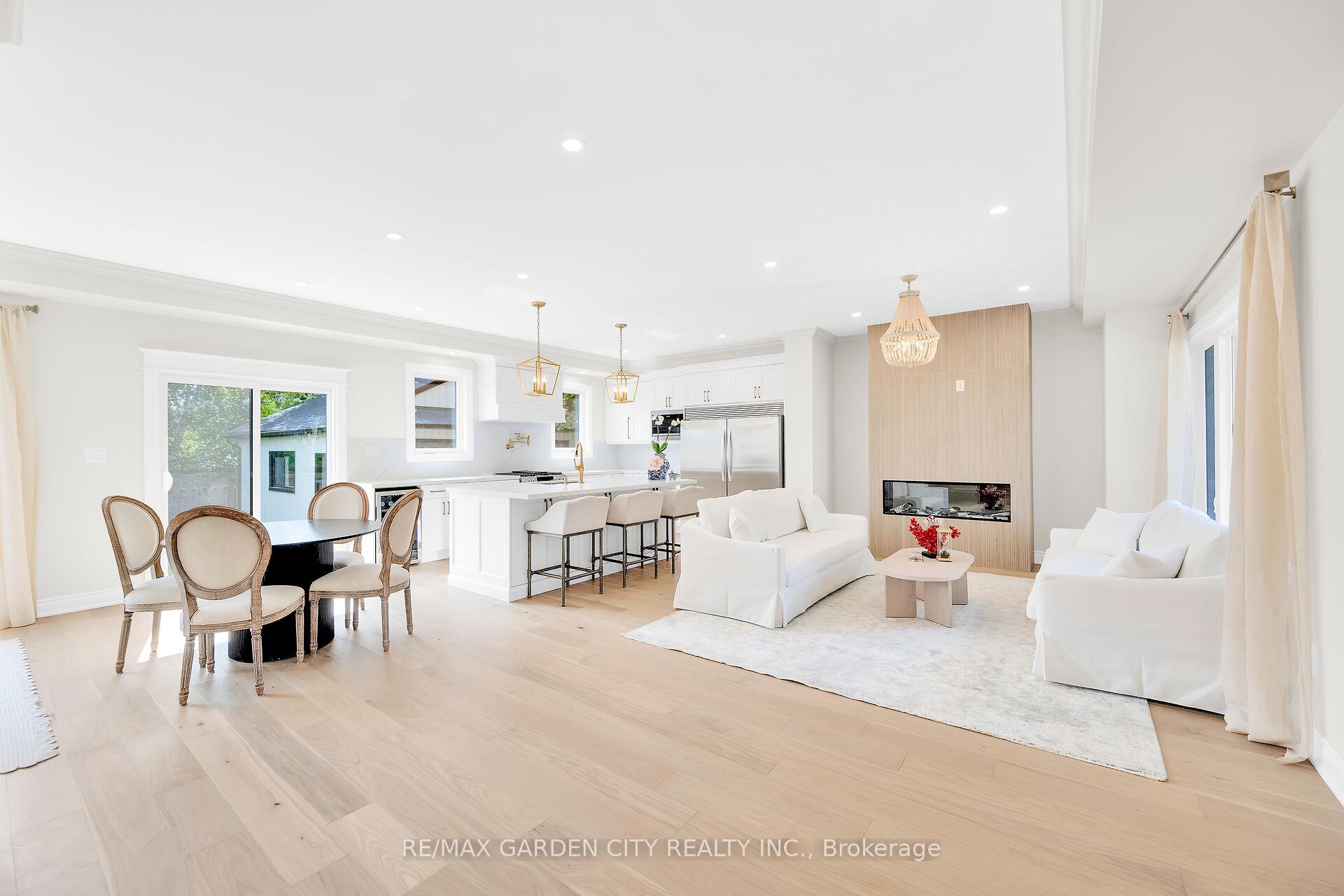 Photo 7 of 14 Marr Avenue, Grimsby, Grimsby Beach — HOMEH
