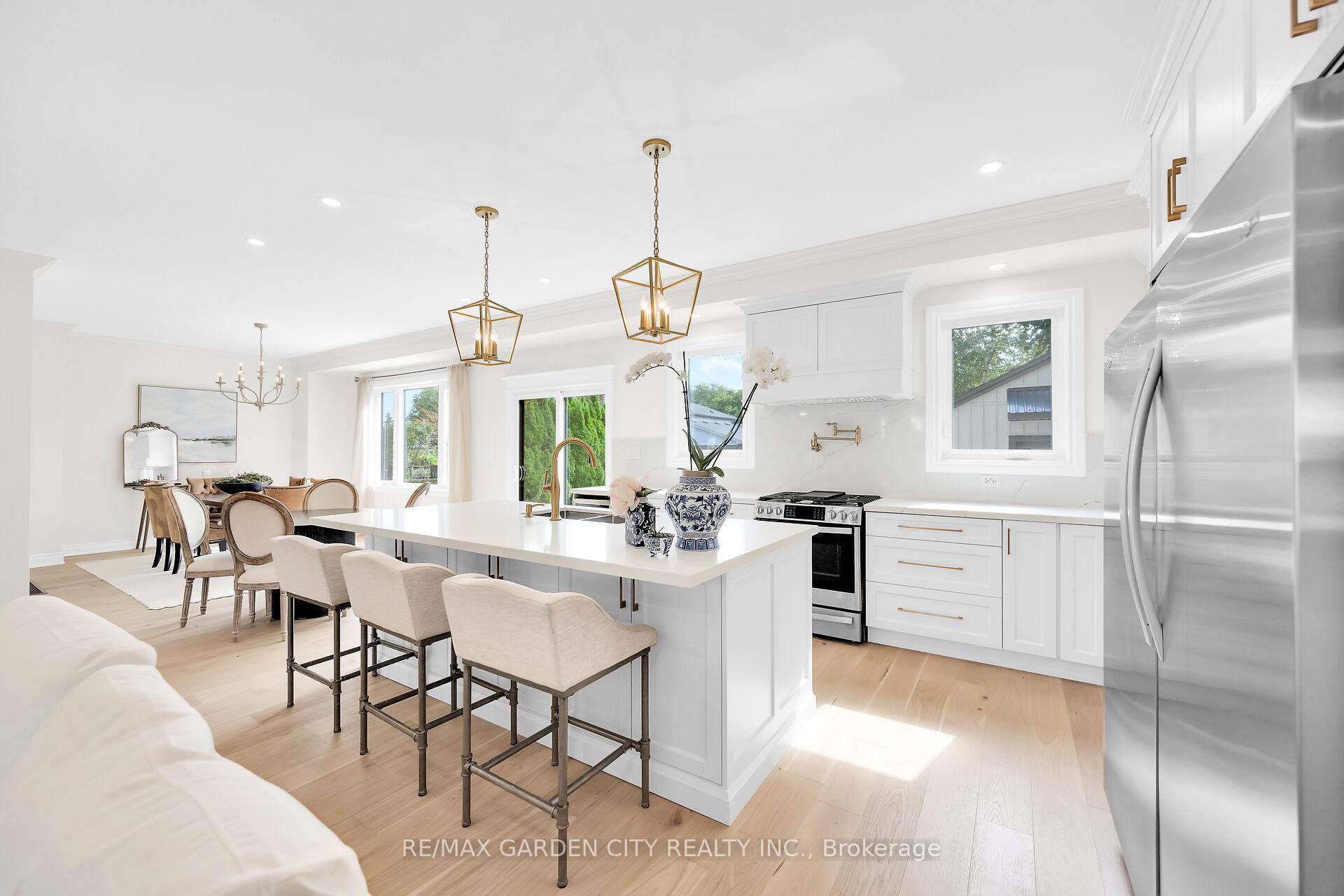 Photo 8 of 14 Marr Avenue, Grimsby, Grimsby Beach — HOMEH