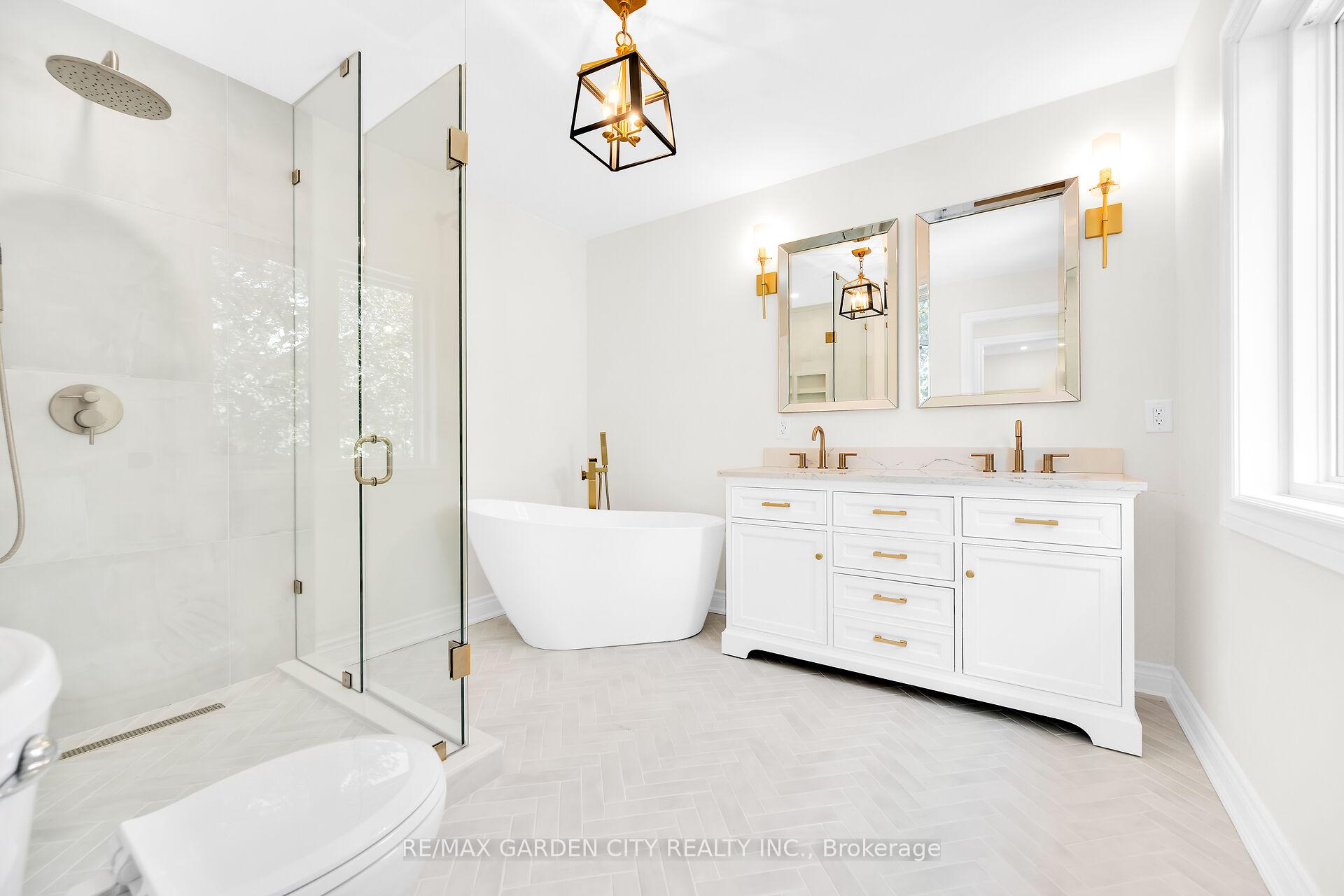 Photo 23 of 14 Marr Avenue, Grimsby, Grimsby Beach — HOMEH
