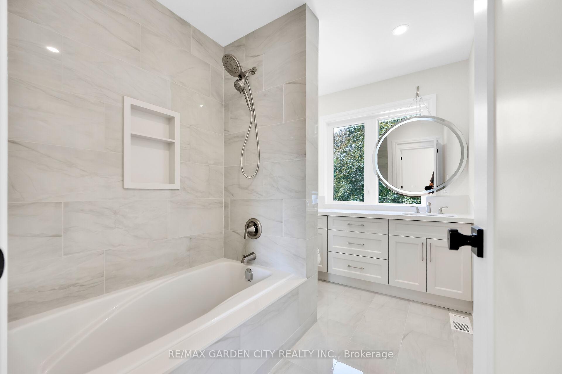 Photo 30 of 14 Marr Avenue, Grimsby, Grimsby Beach — HOMEH