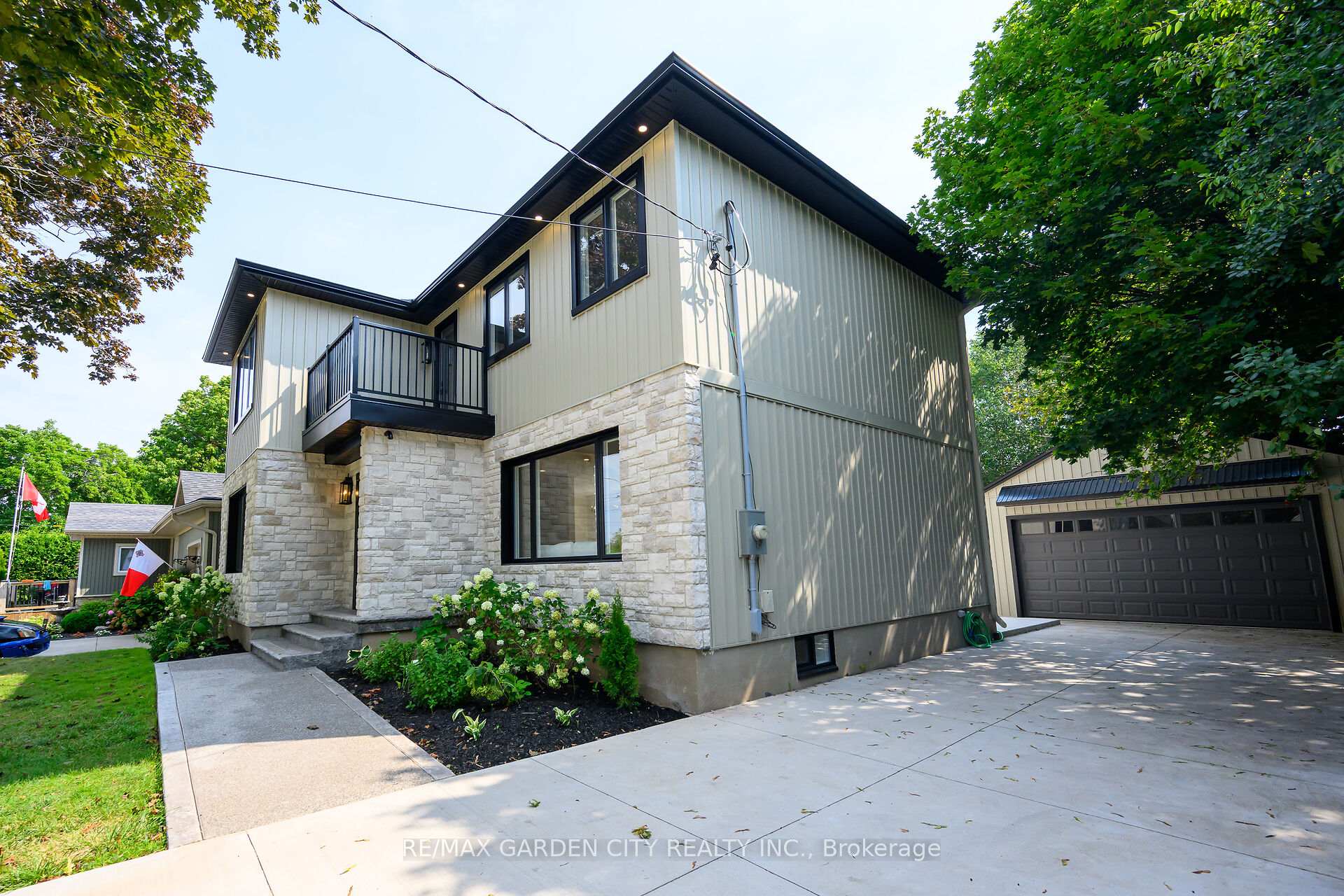 Photo 42 of 14 Marr Avenue, Grimsby, Grimsby Beach — HOMEH