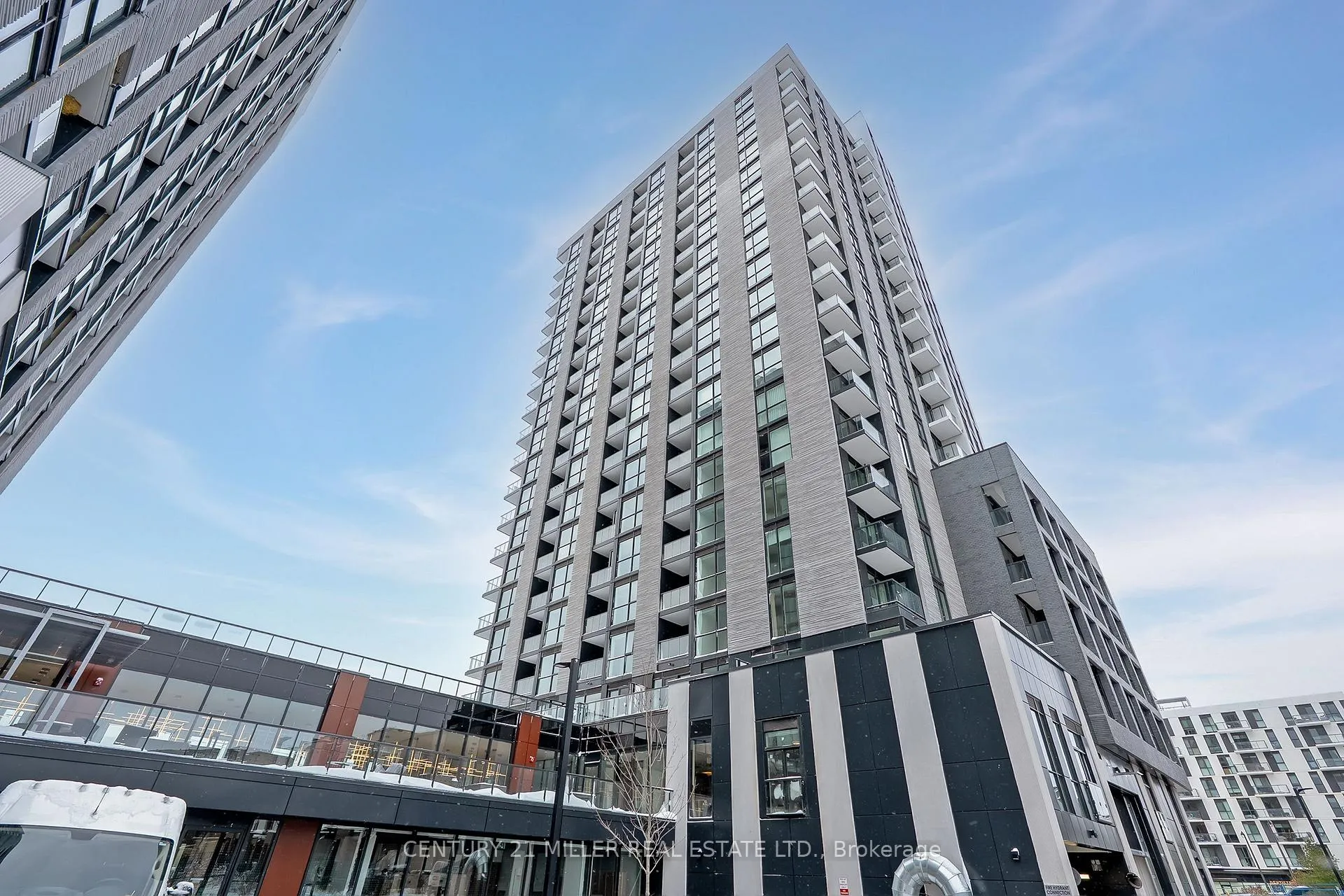 Front of Unit 1202, 3079 Trafalgar Road