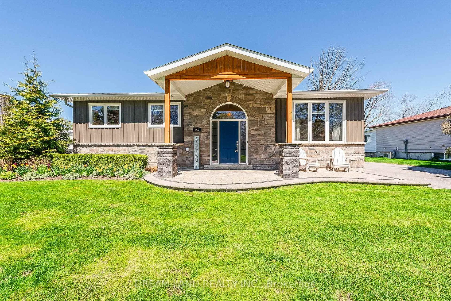 Photo 3 of 269 Nelson Crescent, Innisfil, Stroud — HOMEH