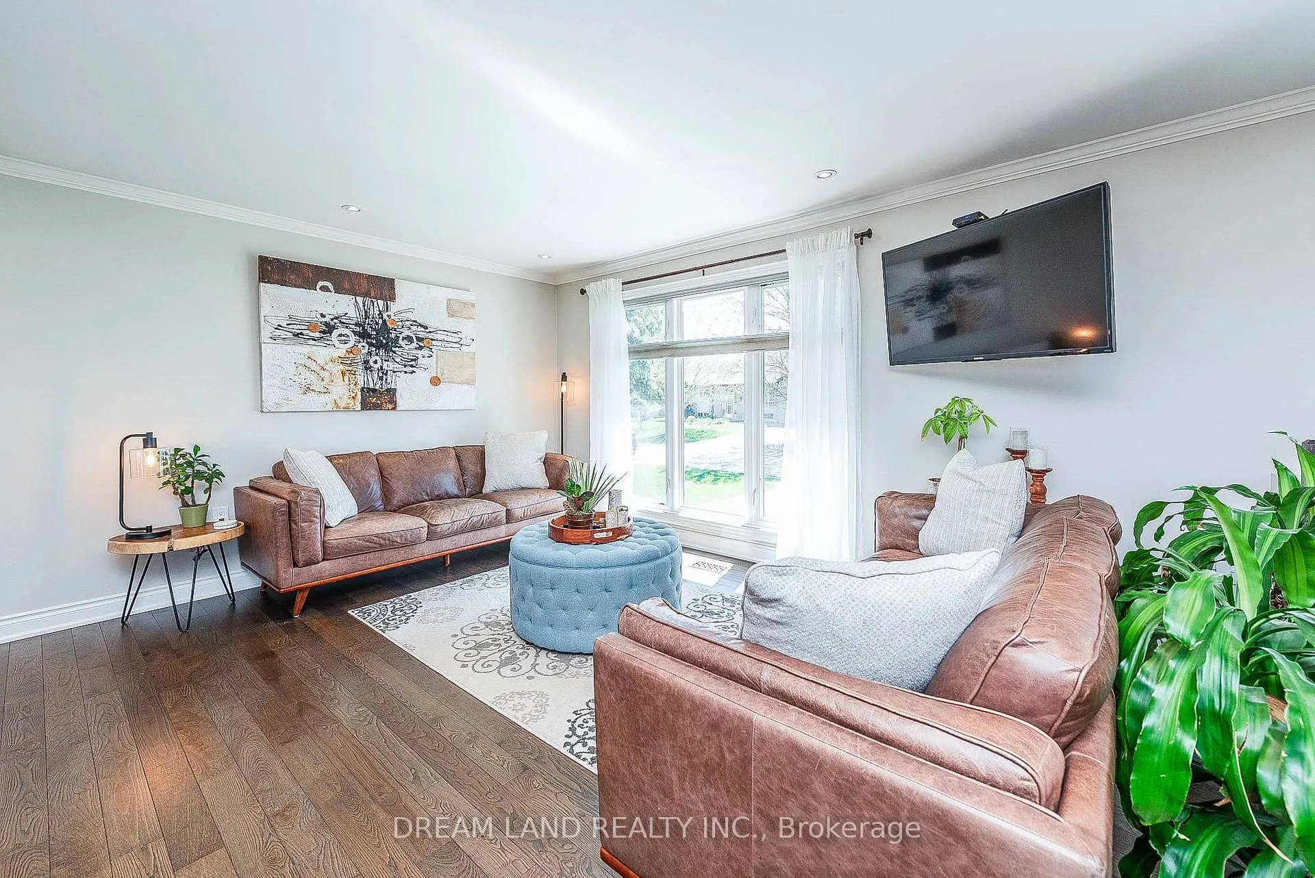 Photo 7 of 269 Nelson Crescent, Innisfil, Stroud — HOMEH