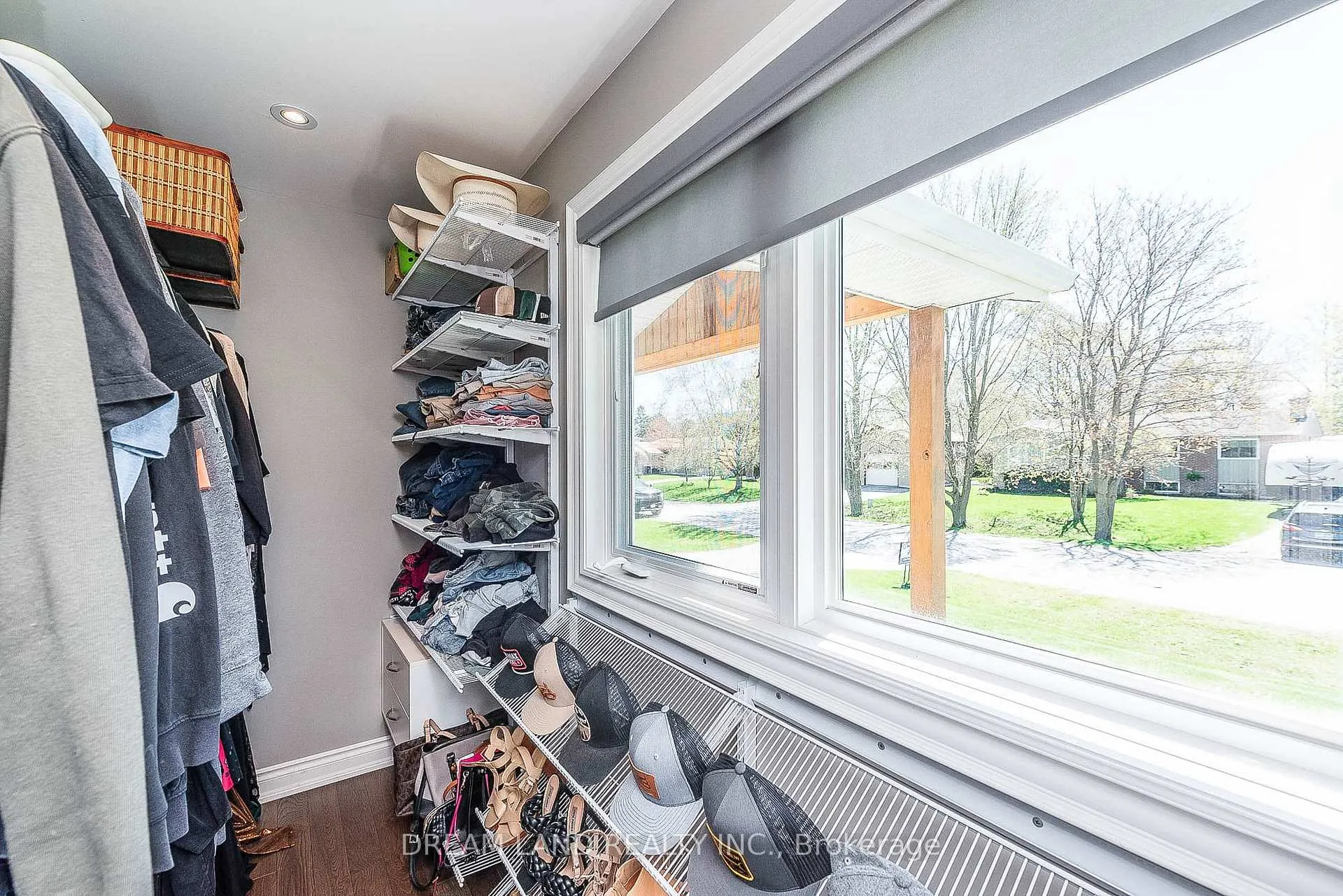 Photo 23 of 269 Nelson Crescent, Innisfil, Stroud — HOMEH