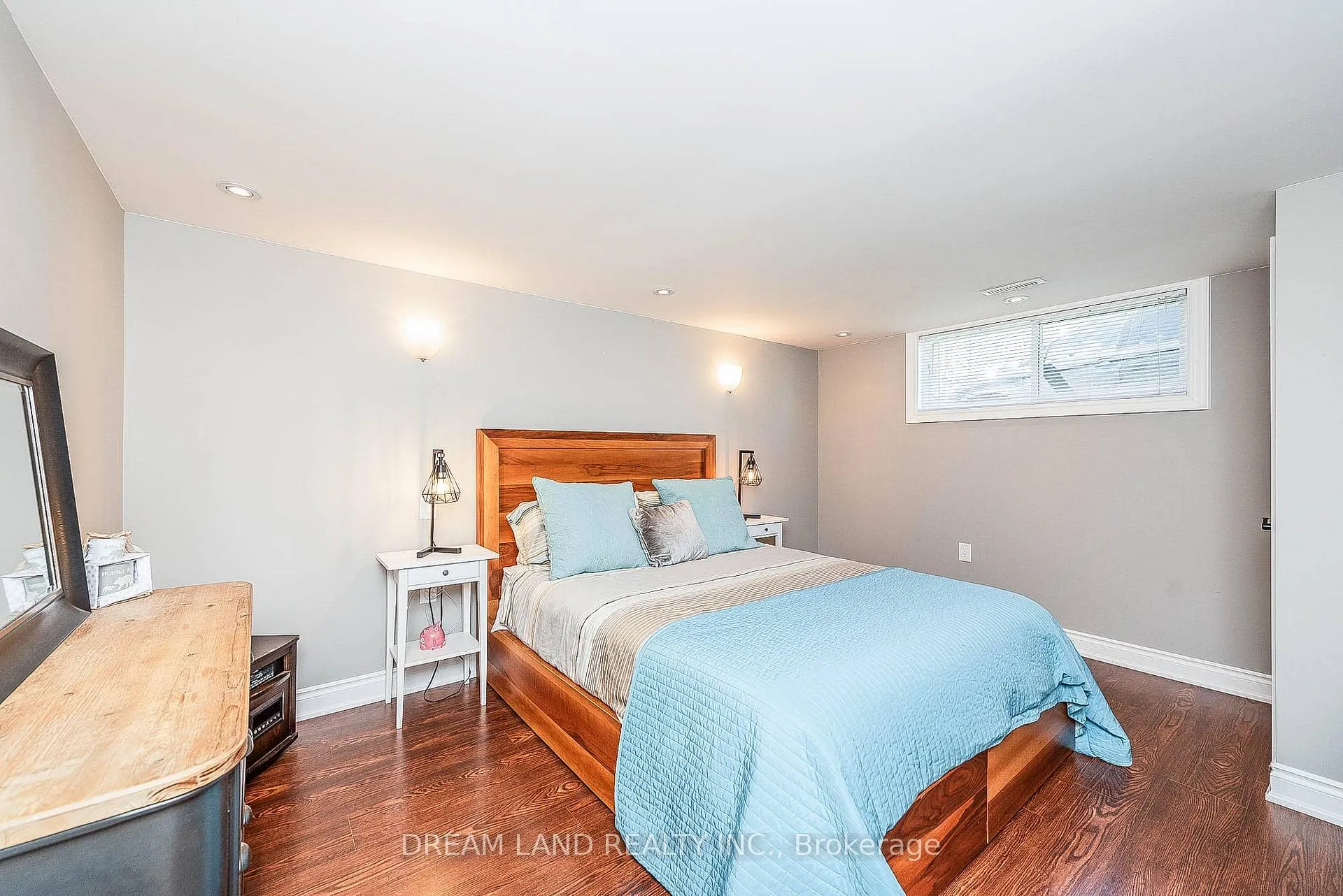Photo 32 of 269 Nelson Crescent, Innisfil, Stroud — HOMEH