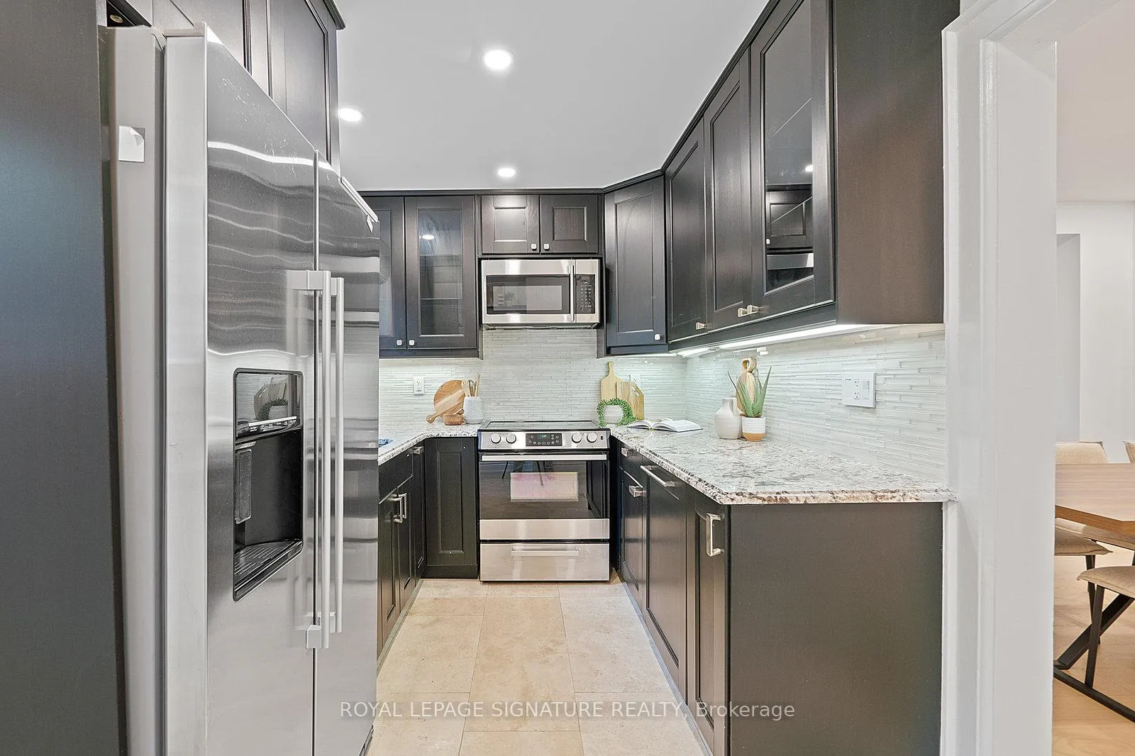 Photo 14 of 21 Glengarry Avenue, Toronto, Lawrence Park North — HOMEH