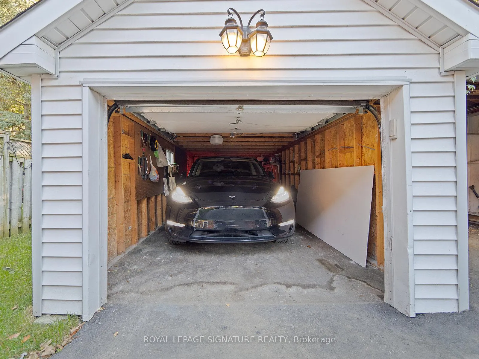 Photo 36 of 21 Glengarry Avenue, Toronto, Lawrence Park North — HOMEH