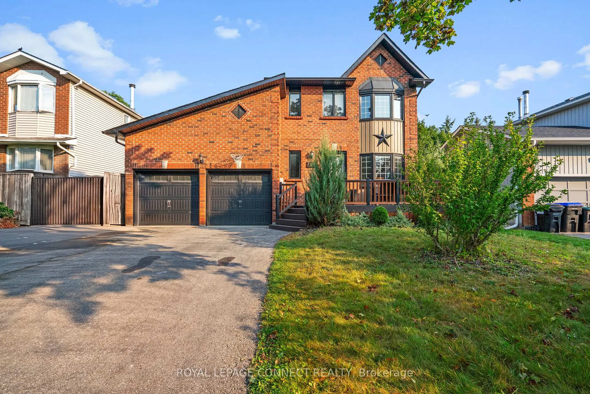 Front of 786 Candaras Street