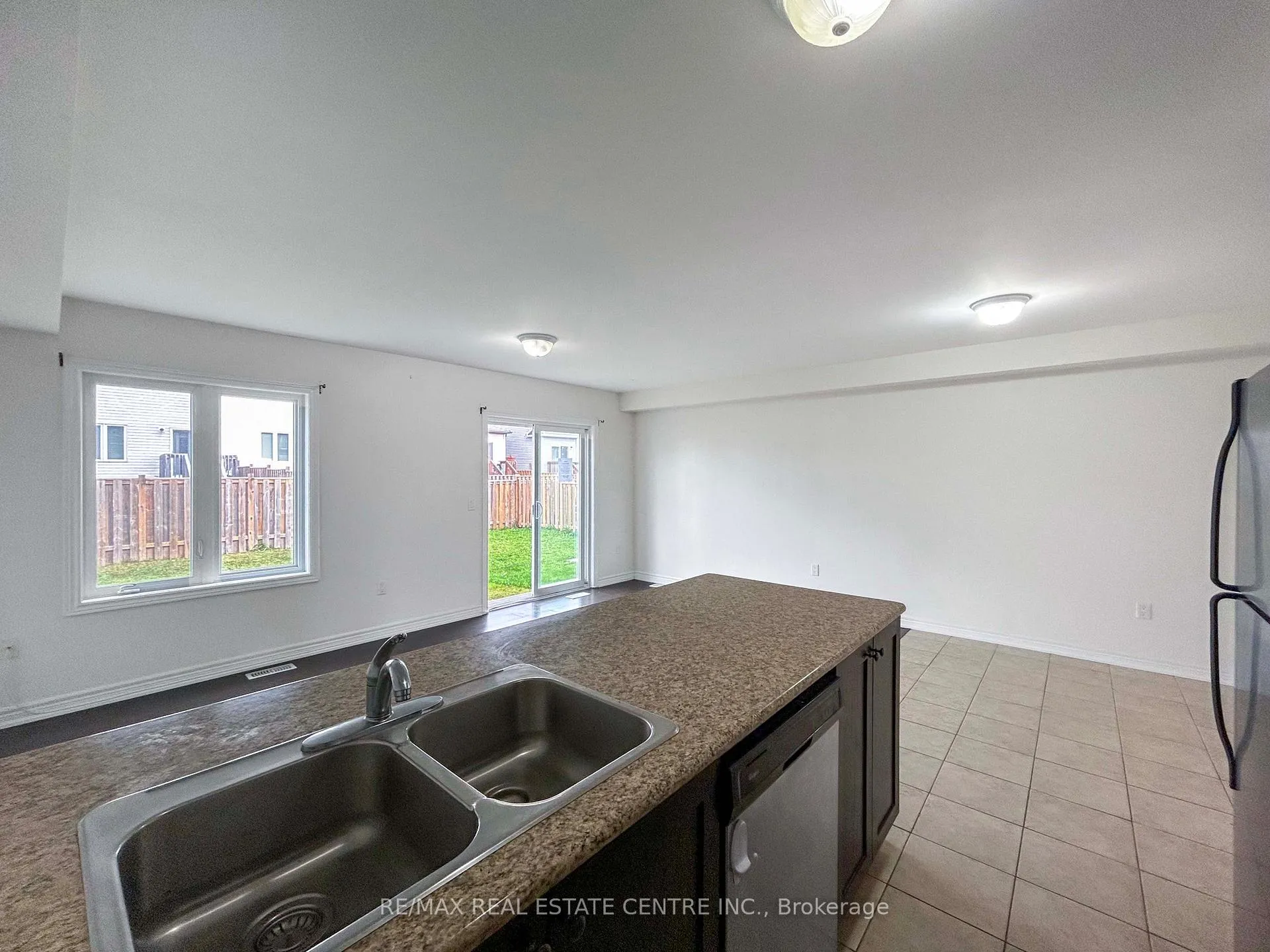 Photo 8 of 840 Cook Crescent, Shelburne — HOMEH