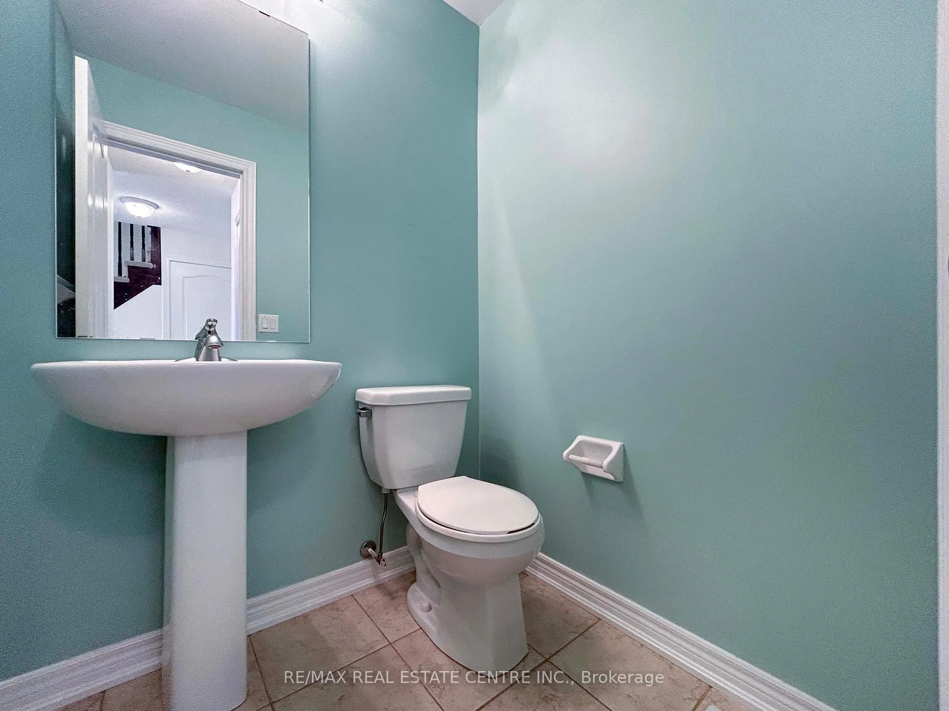Photo 11 of 840 Cook Crescent, Shelburne — HOMEH