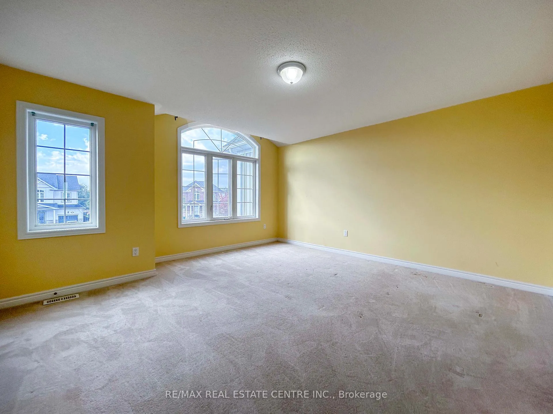 Photo 13 of 840 Cook Crescent, Shelburne — HOMEH
