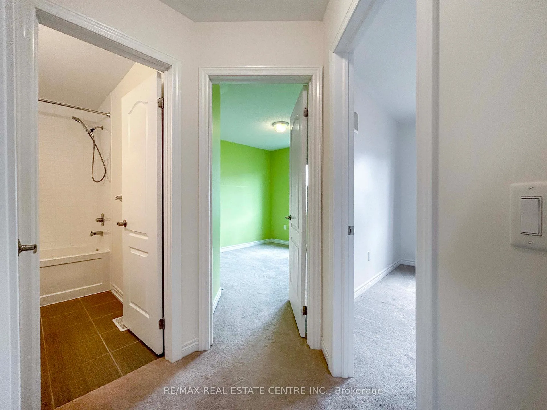Photo 18 of 840 Cook Crescent, Shelburne — HOMEH