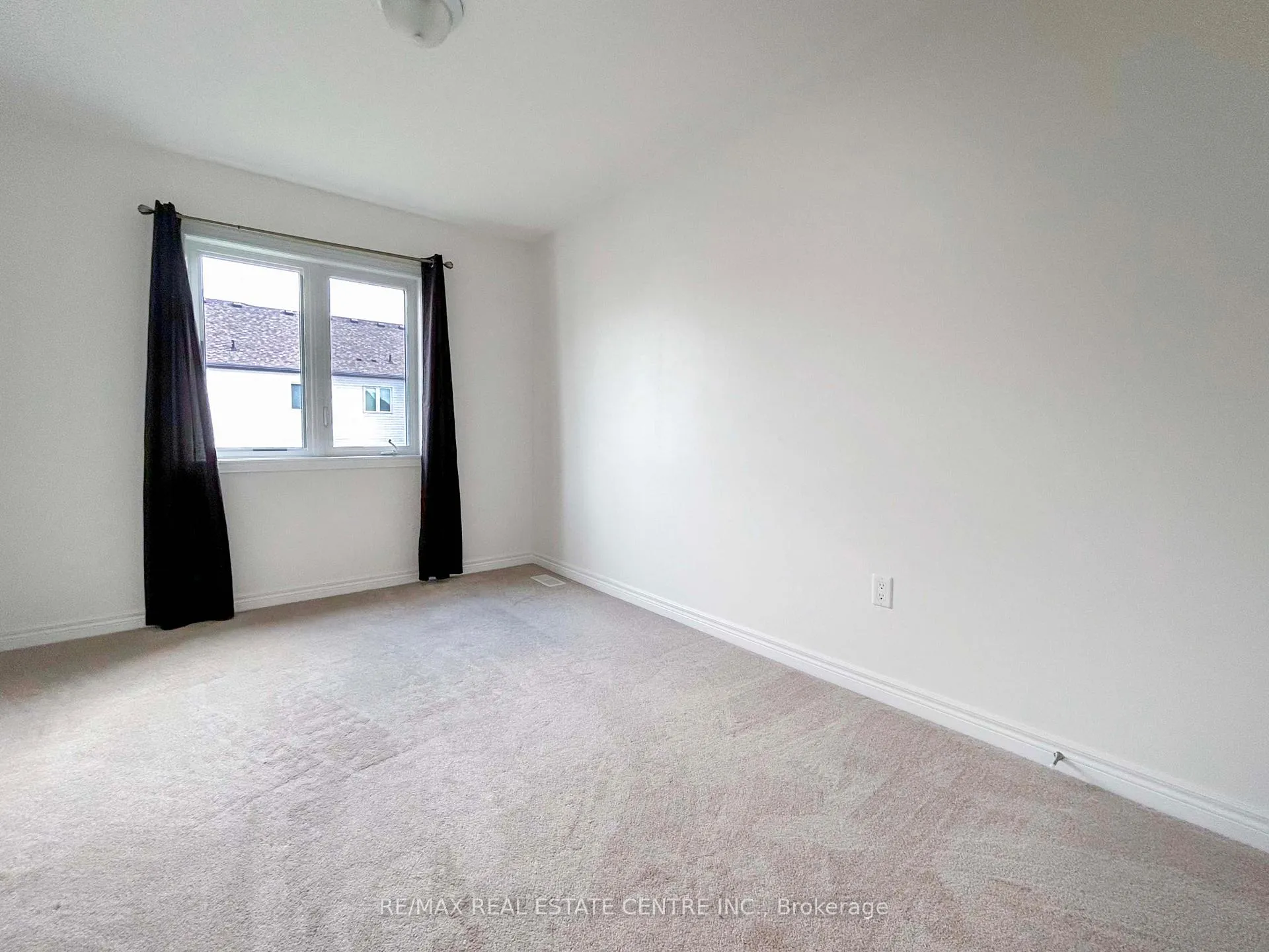 Photo 20 of 840 Cook Crescent, Shelburne — HOMEH