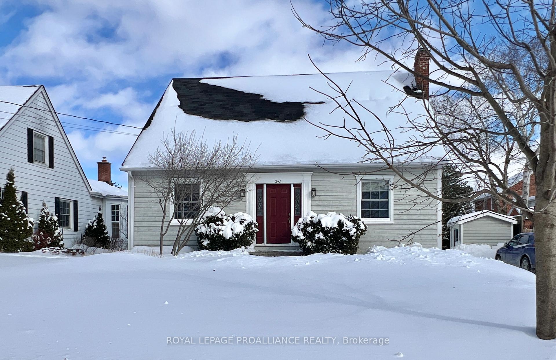 Photo 2 of 241 Bleecker Avenue, Belleville, Belleville Ward — HOMEH