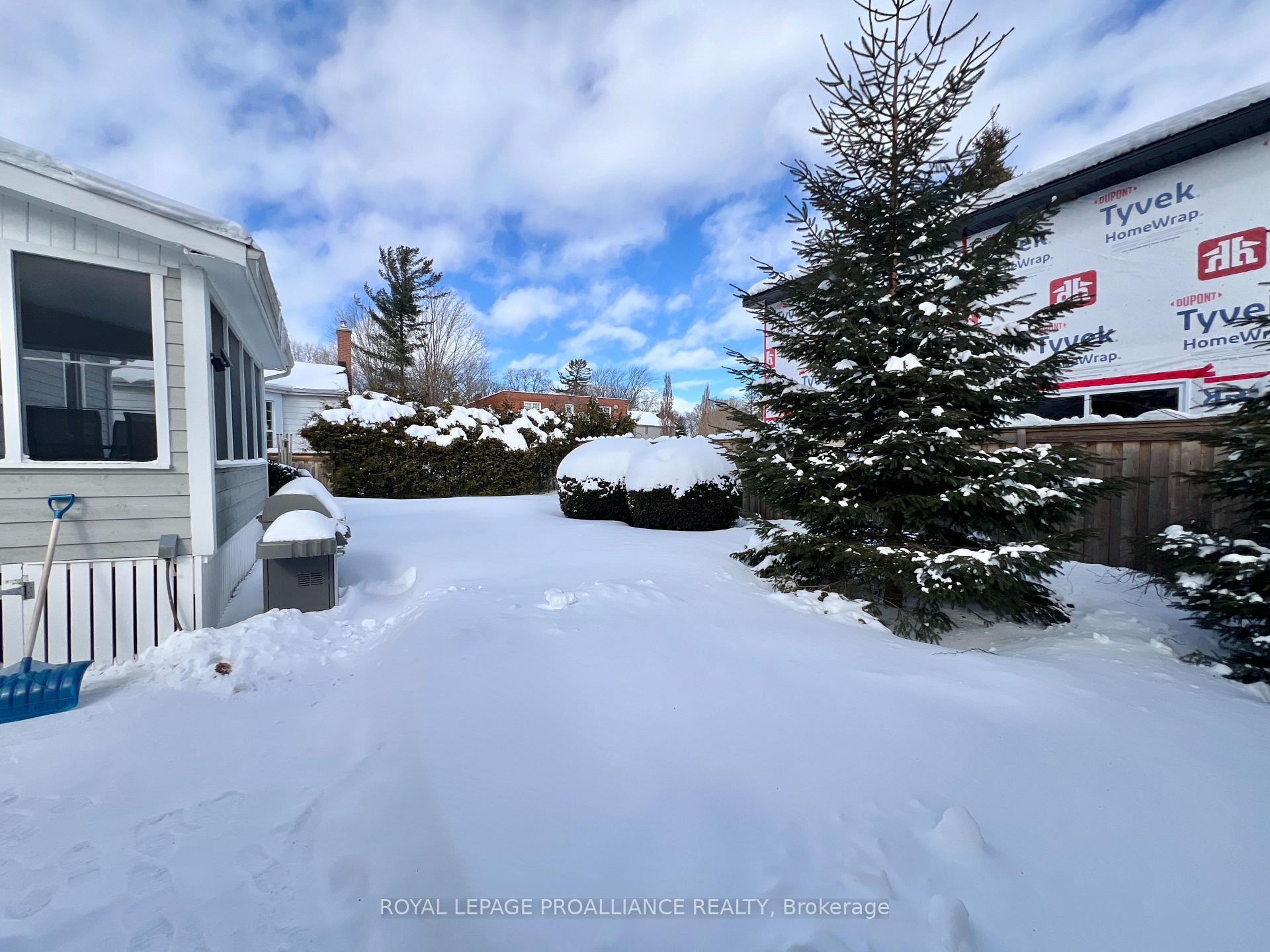 Photo 38 of 241 Bleecker Avenue, Belleville, Belleville Ward — HOMEH