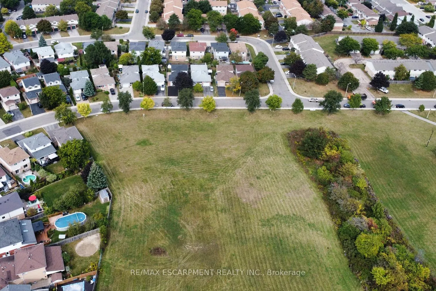 Photo 5 of 15 Broughton Avenue, Hamilton, Broughton — HOMEH