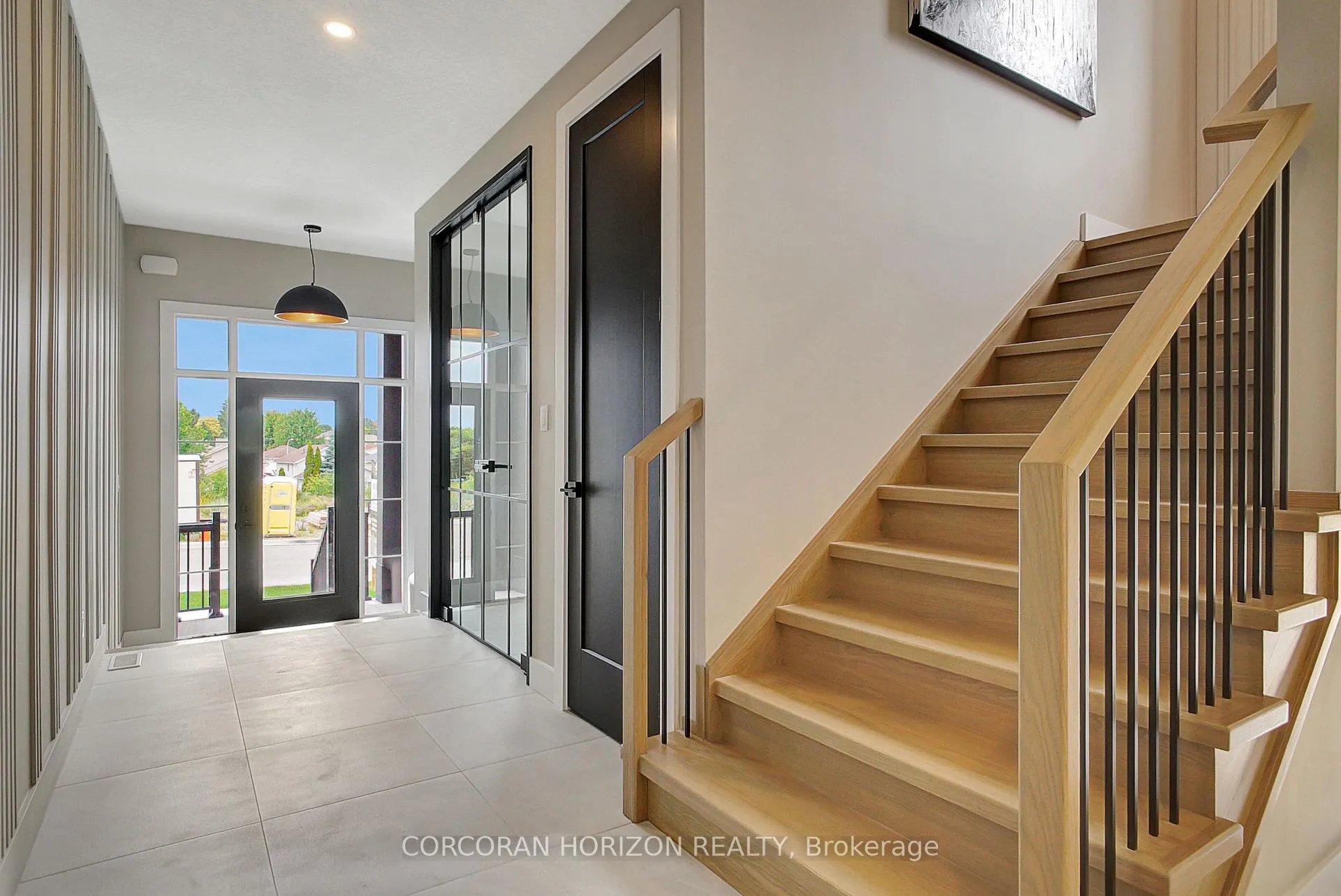 Photo 3 of 87 Dunnigan Drive, Kitchener — HOMEH