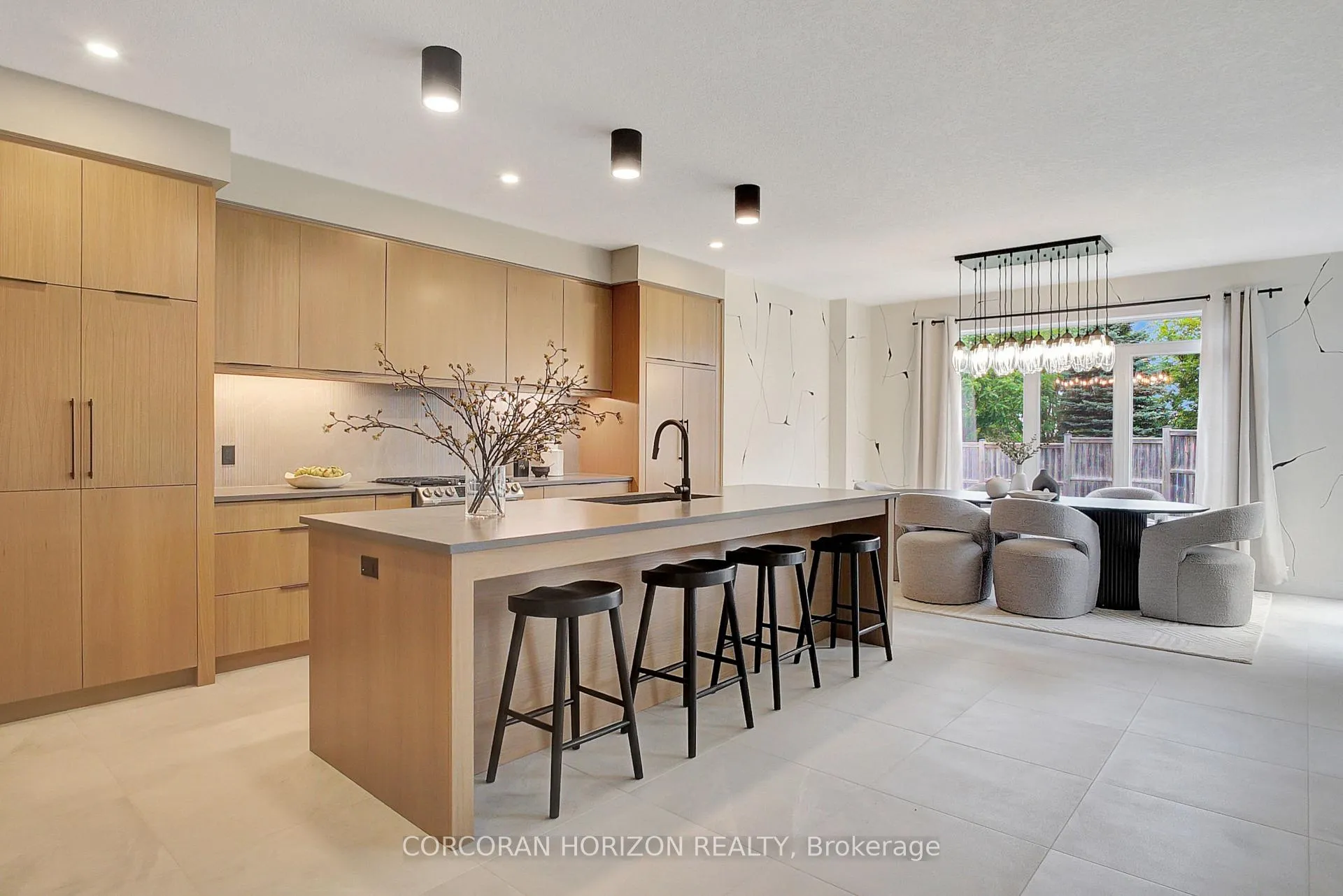 Photo 7 of 87 Dunnigan Drive, Kitchener — HOMEH