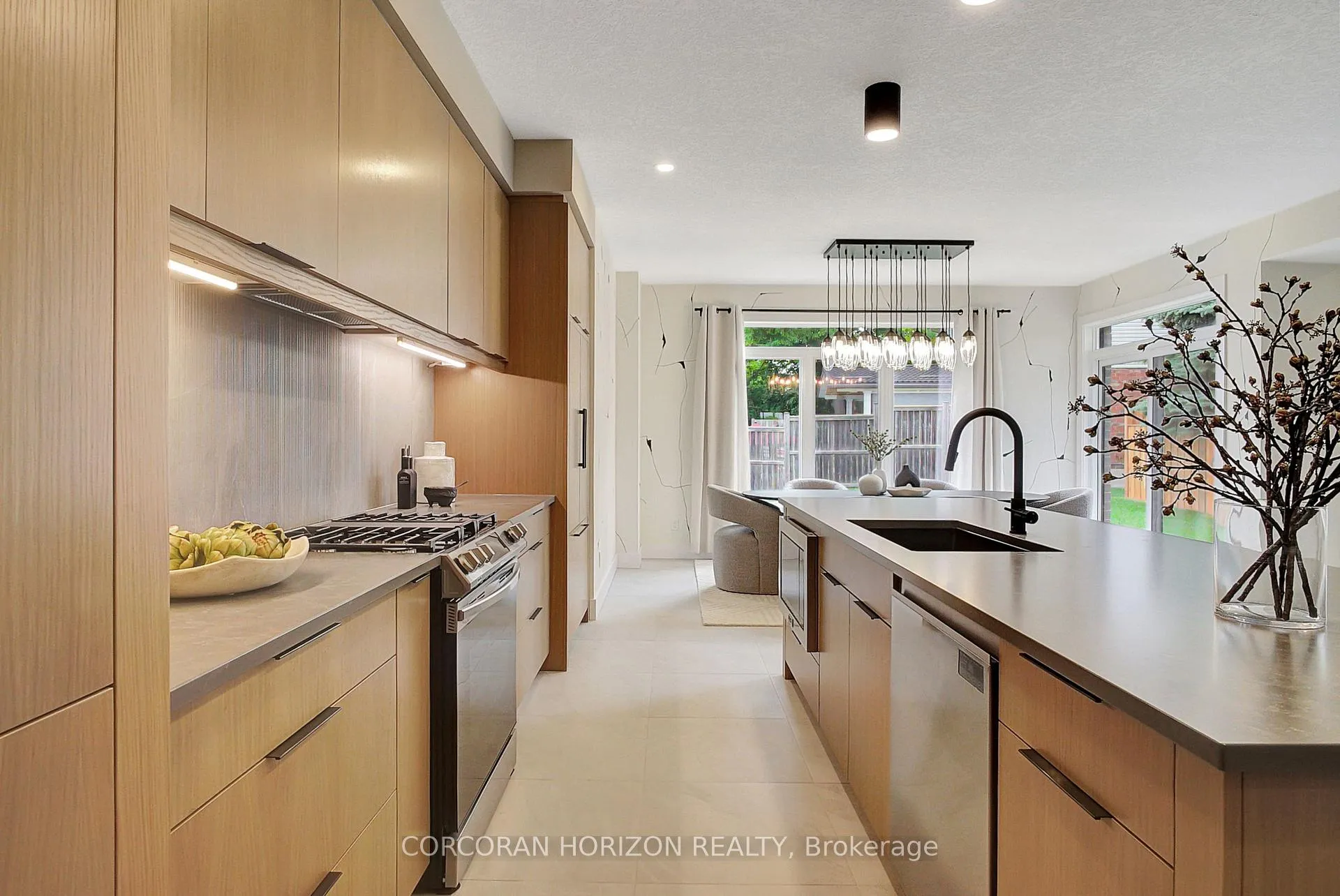 Photo 9 of 87 Dunnigan Drive, Kitchener — HOMEH