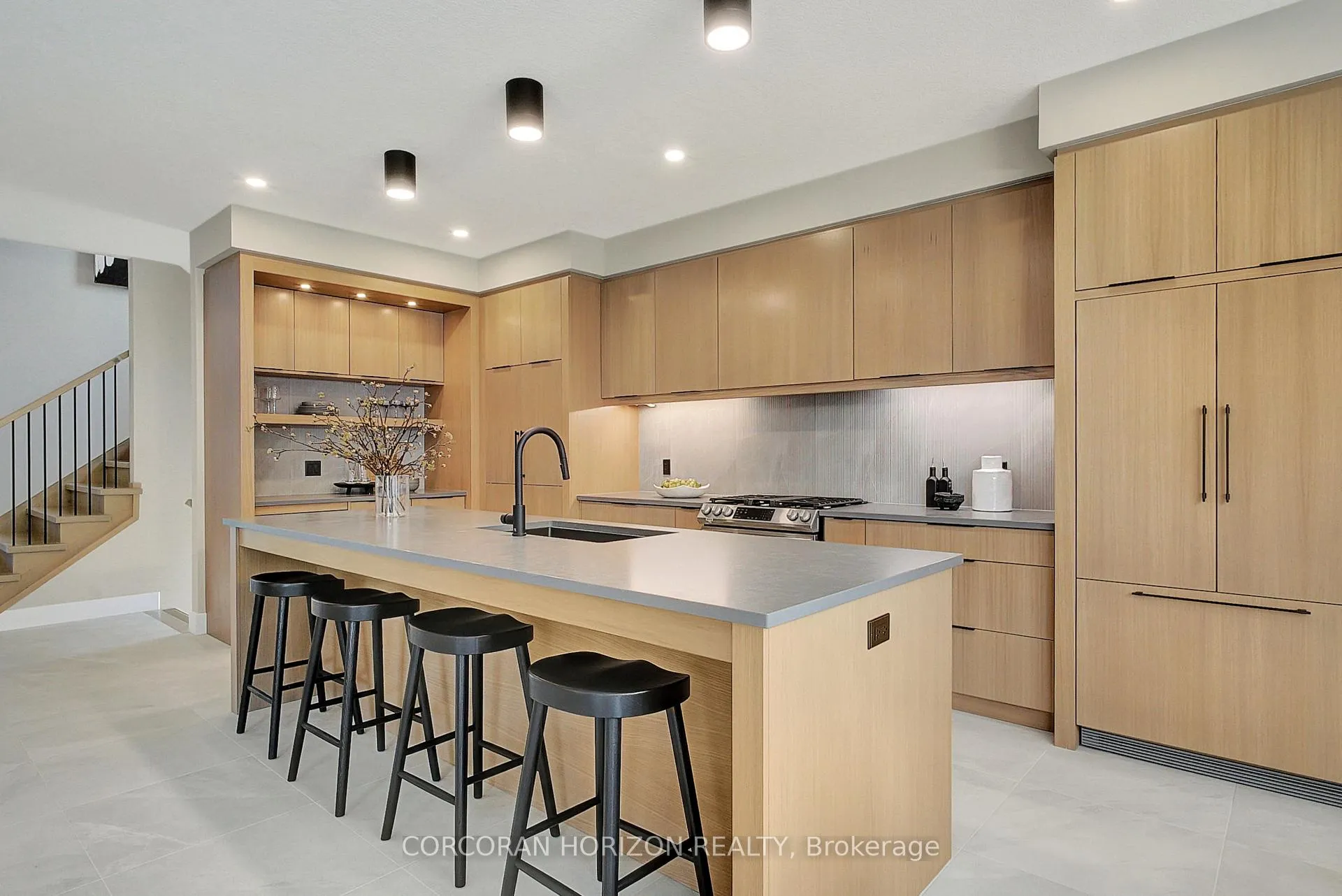 Photo 10 of 87 Dunnigan Drive, Kitchener — HOMEH