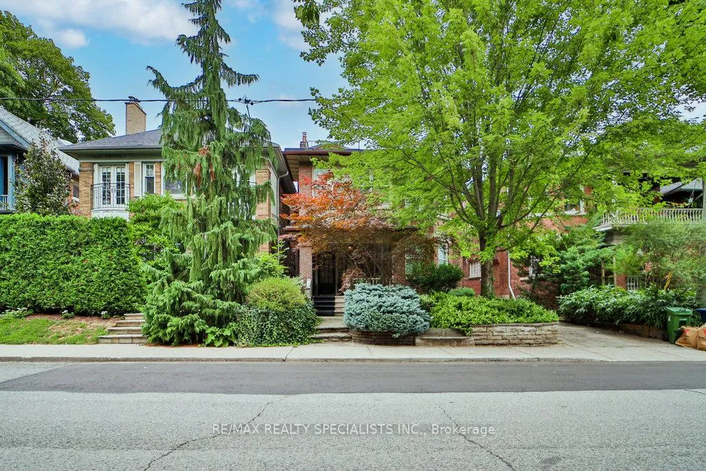 Front of 494 Summerhill Avenue
