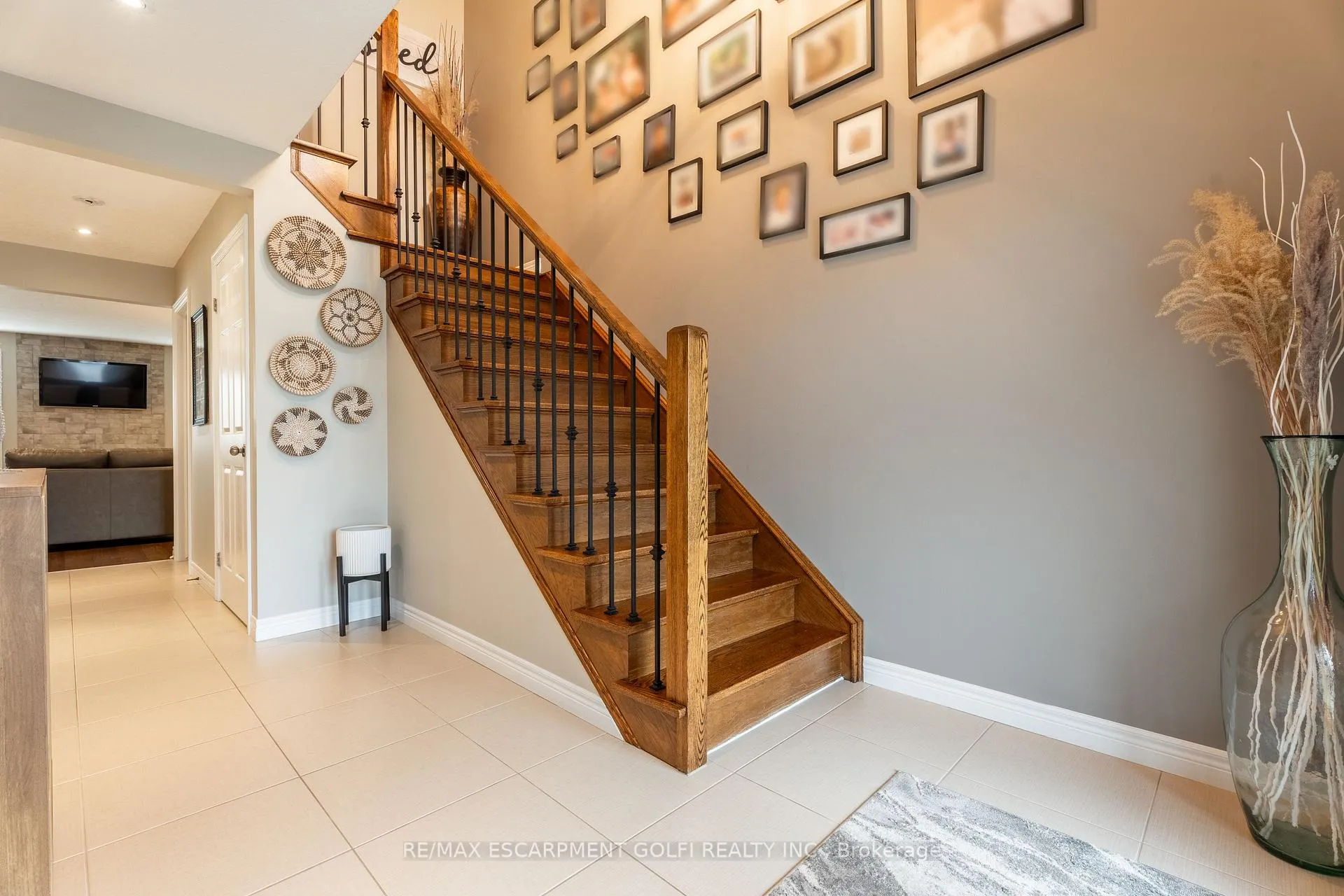 Photo 6 of 49 Desoto Drive, Hamilton, Jerome — HOMEH