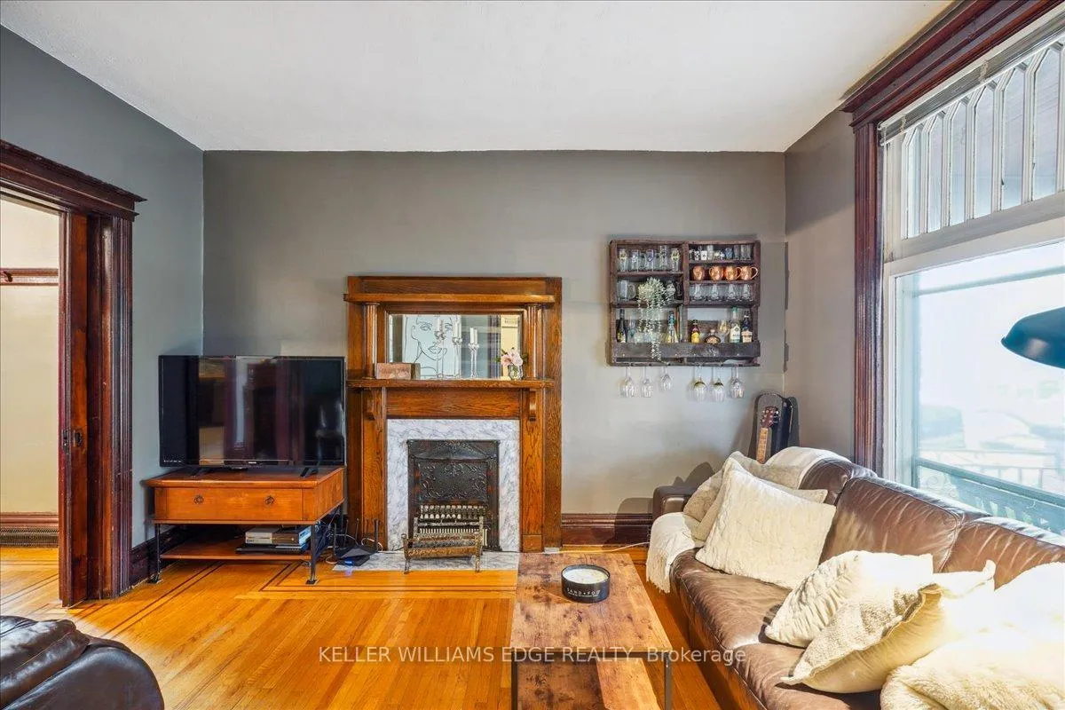 Photo 5 of 10 Huntley Street, Hamilton, Gibson — HOMEH