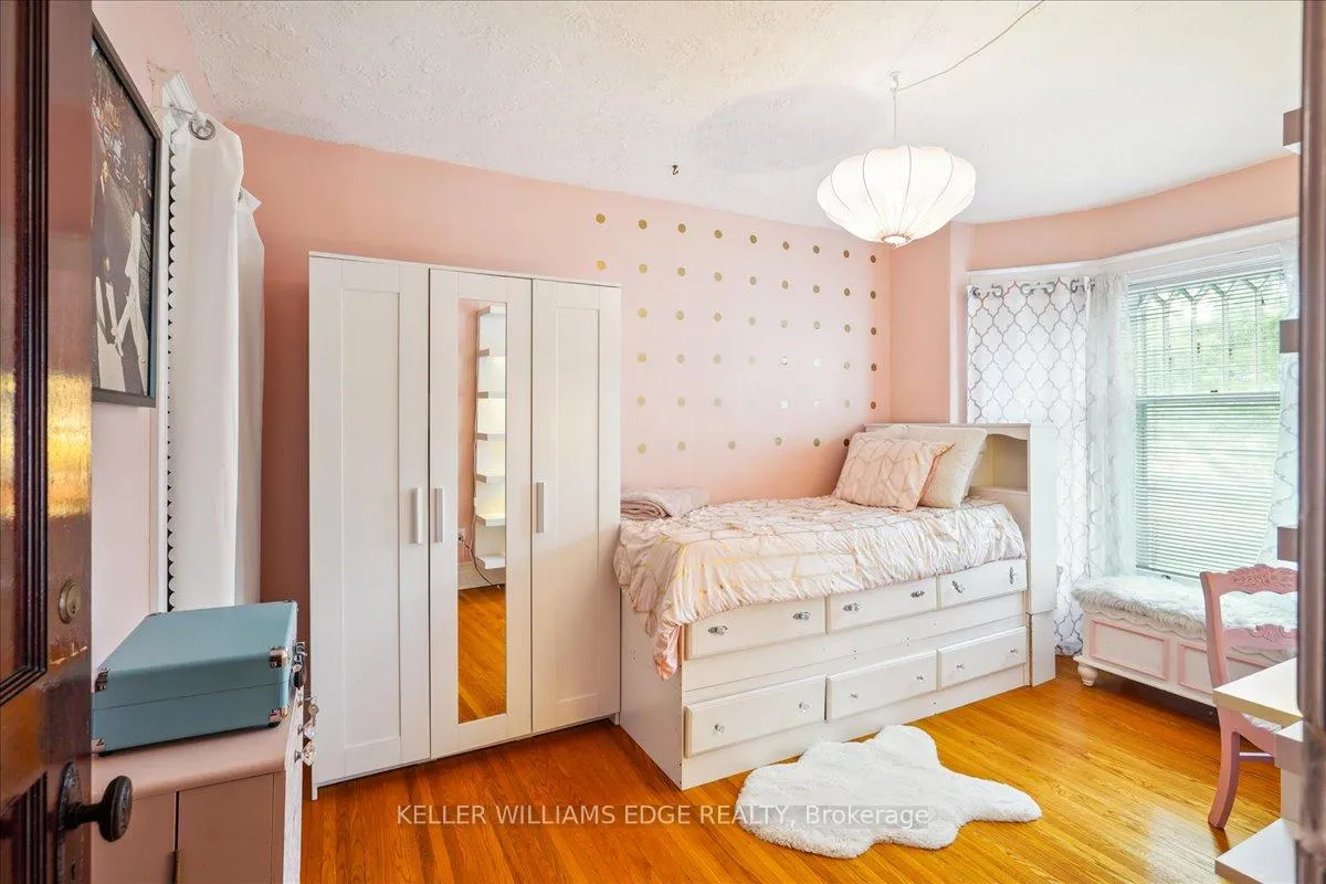 Photo 21 of 10 Huntley Street, Hamilton, Gibson — HOMEH