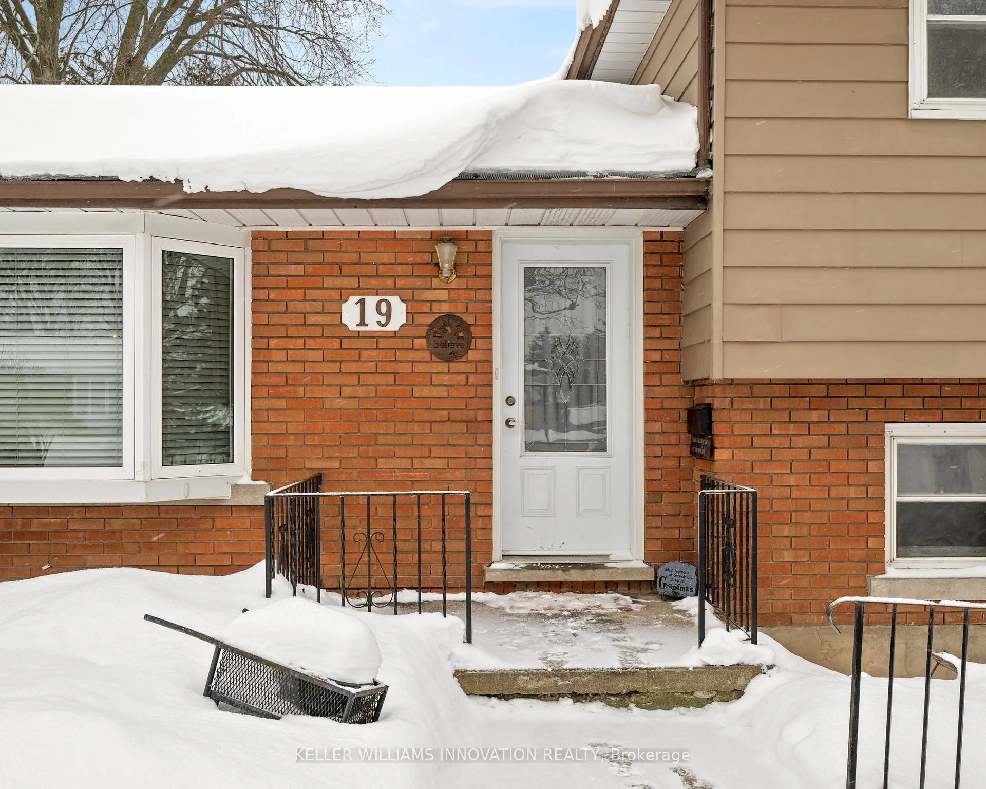 Photo 3 of 19 Perkell Place, Kitchener — HOMEH