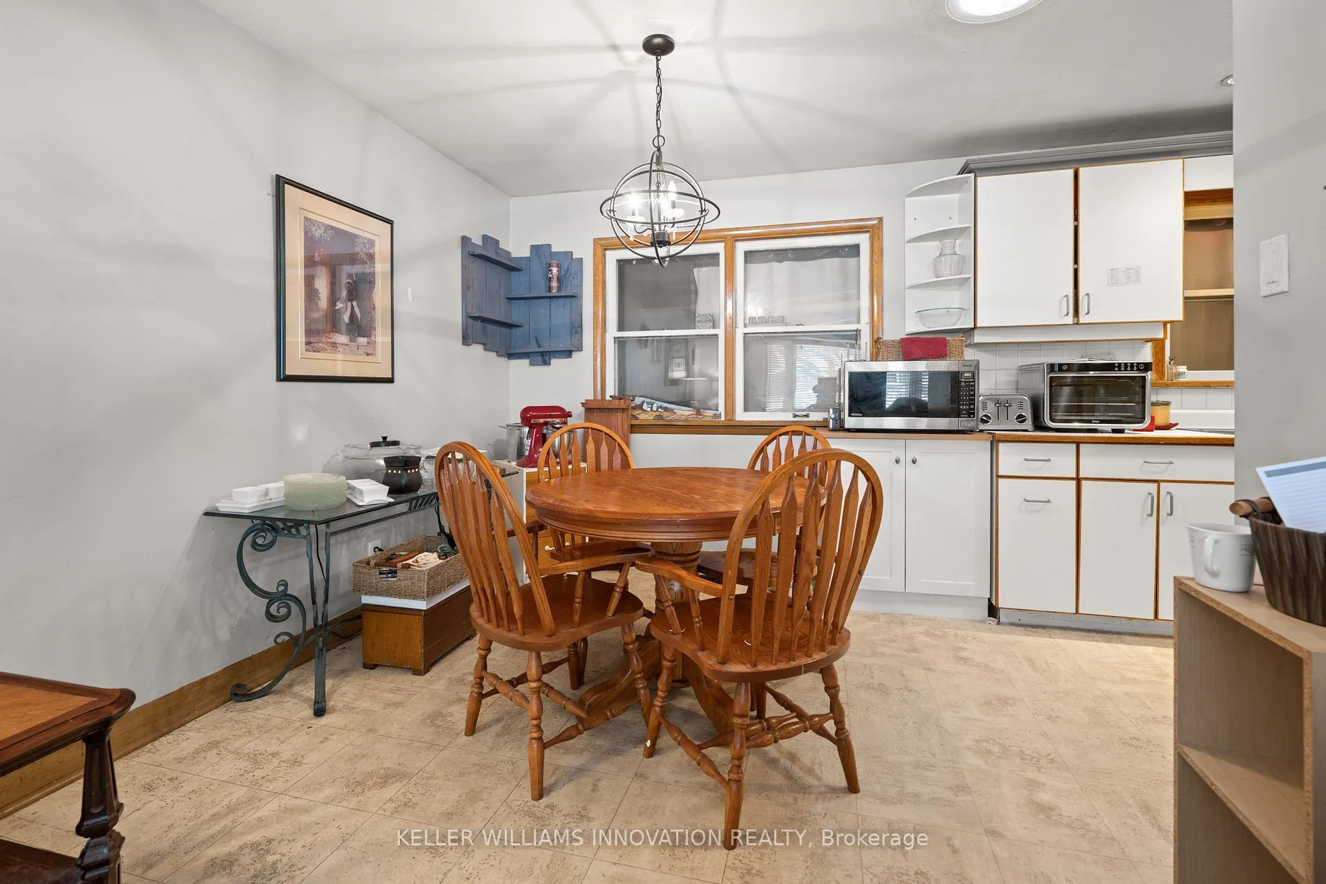 Photo 8 of 19 Perkell Place, Kitchener — HOMEH
