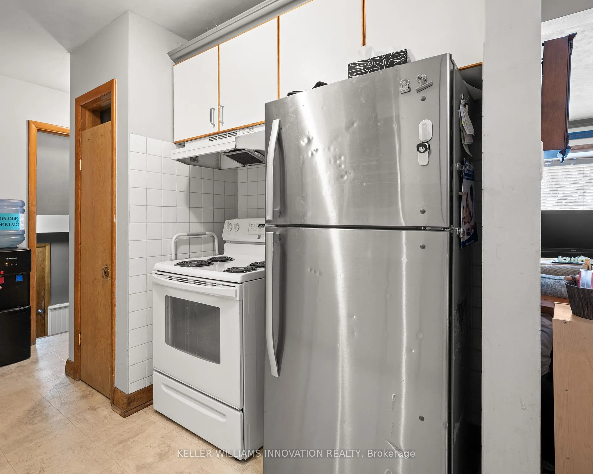 Photo 11 of 19 Perkell Place, Kitchener — HOMEH